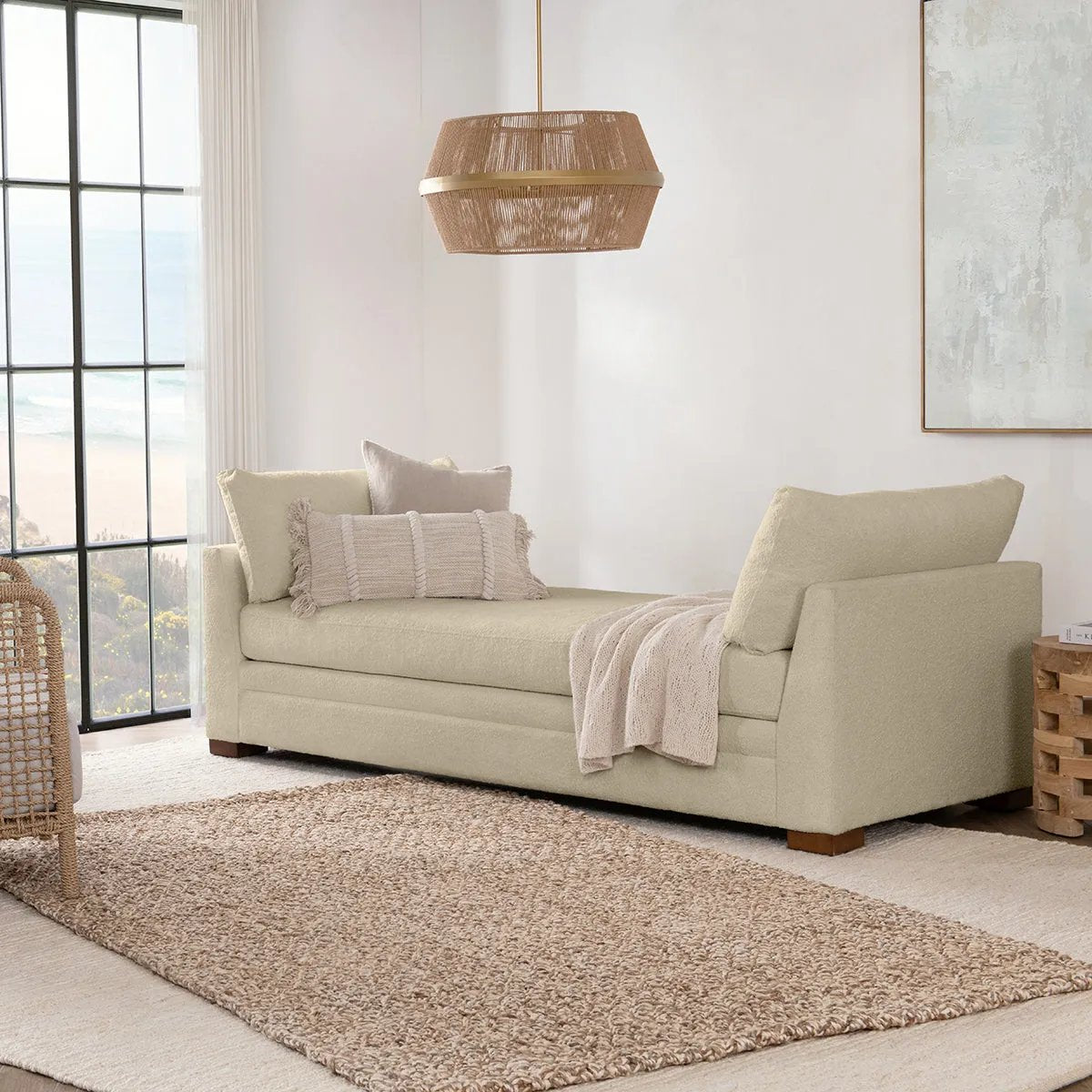 Amethyst Home provides interior design, new home construction design consulting, vintage area rugs, and lighting in the Miami metro area.