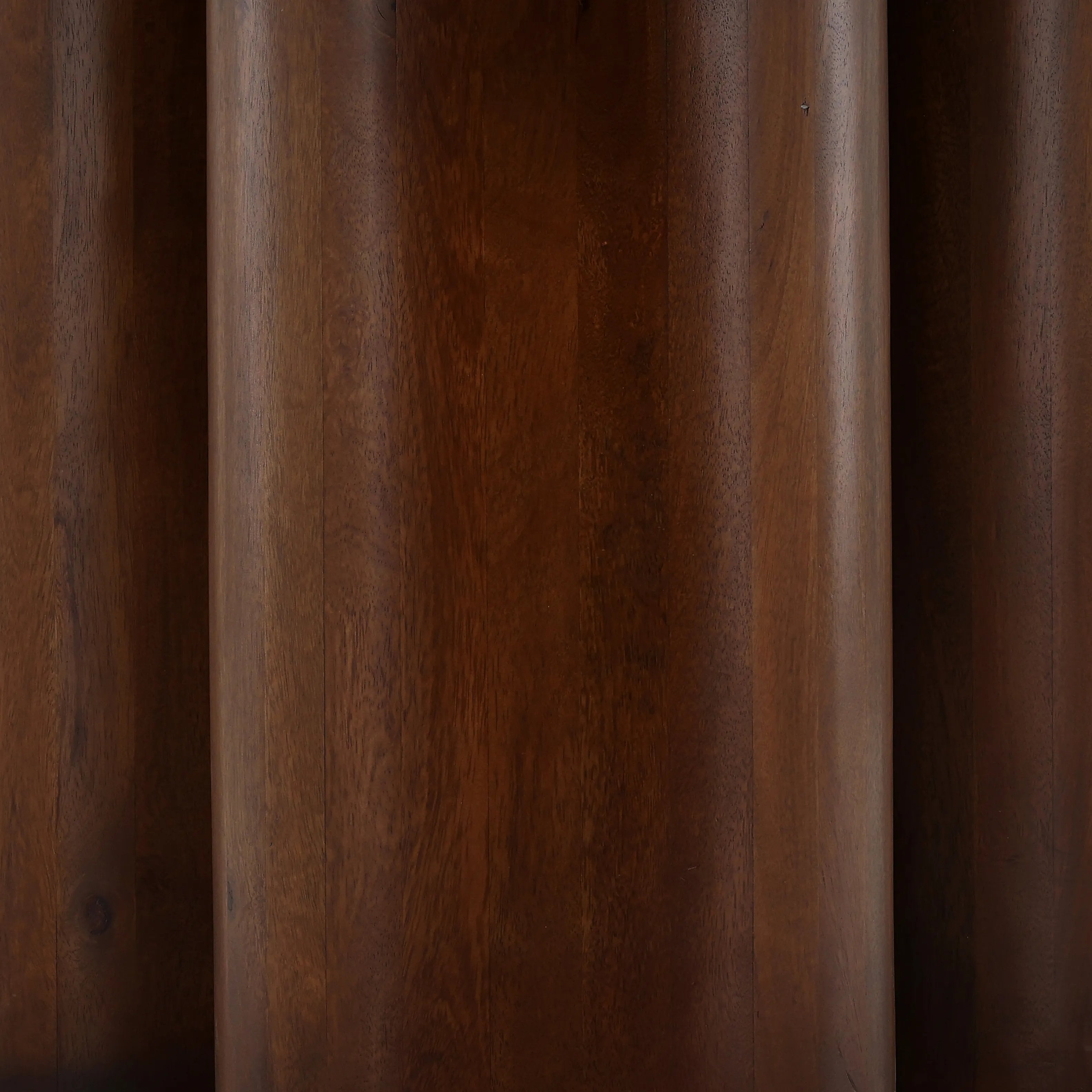 Featuring Himes Dining Table by Dovetail at Amethyst Home. This Himes Dining Table features a sleek design that will elevate any dining space. Crafted with high-quality materials, it provides a sturdy and durable surface for meals and gatherings. Enjoy the modern style and functionality of this essential piece.
Depth : 54 inFinish : Medium BrownHeight : 30 in. Amethyst Home provides interior design, new home construction design consulting, vintage area rugs, and lighting in the Houston metro area.