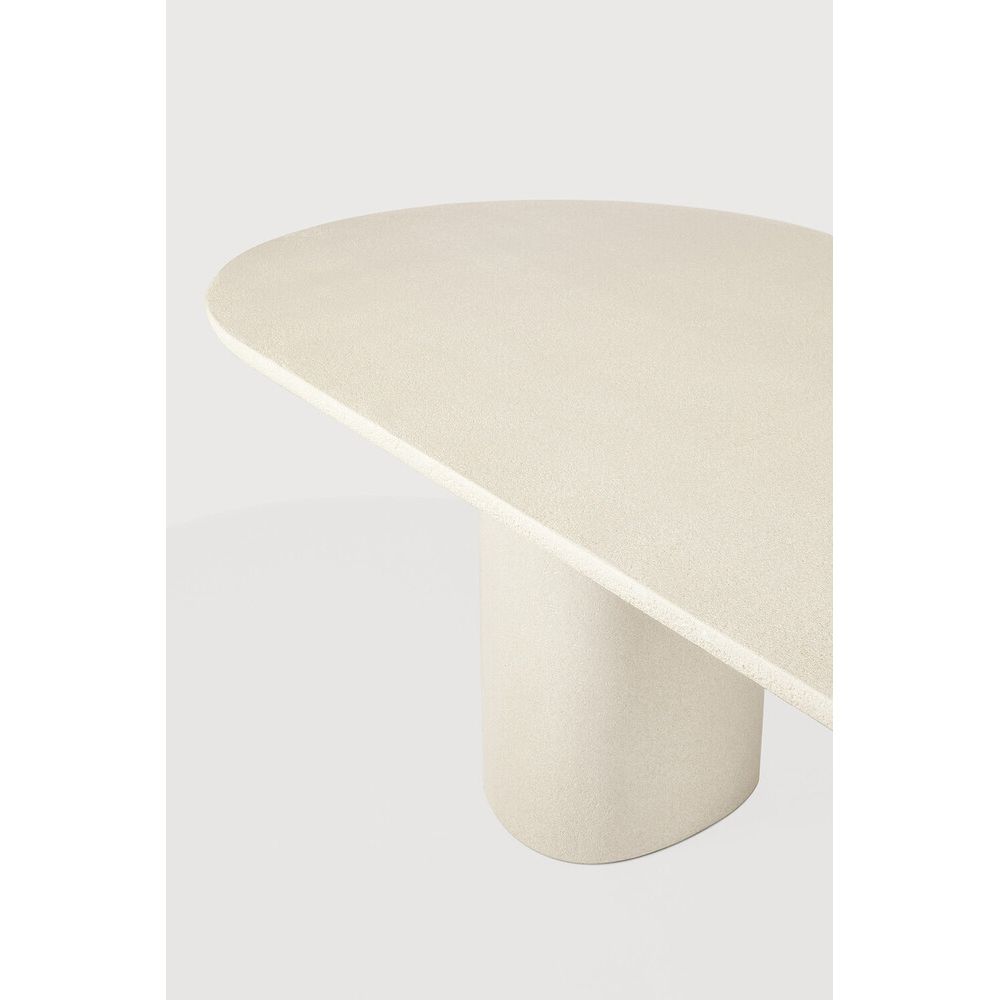 Amethyst Home provides interior design, new construction, custom furniture, and area rugs in the Des Moines metro area