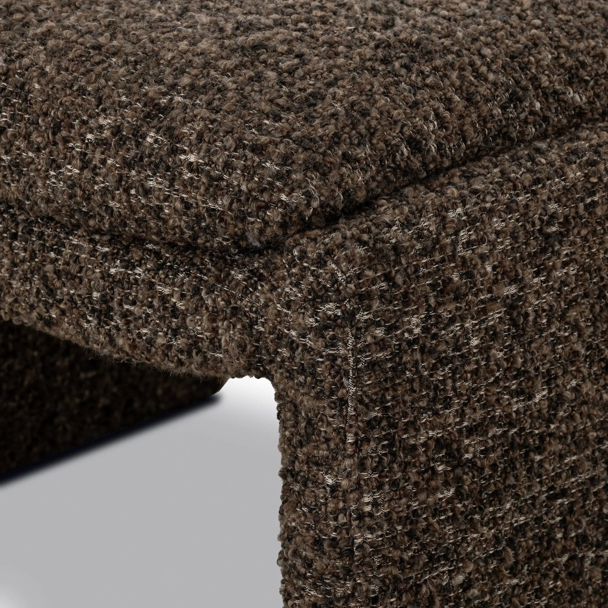 Amethyst Home provides interior design, new home construction design consulting, vintage area rugs, and lighting in the Miami metro area.