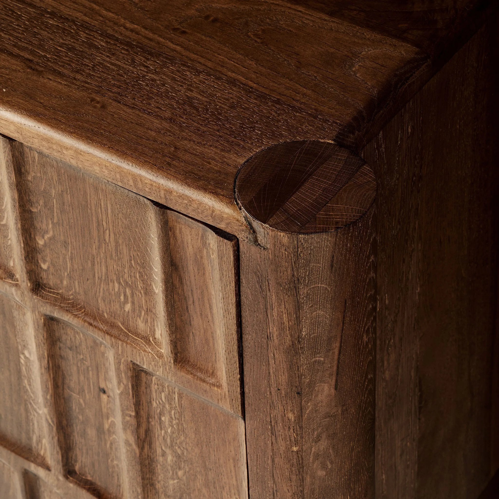 Featuring Ezri Cocoa Oak Media Console by Four Hands at Amethyst Home. Grain and character variation of cocoa-finished oak craft an intriguingly organic look. The carved design and floor-to-top cylinder legs give a primitive look that balances the movement of the wood pattern.
Overall Dimensions: 18.0" L x 82.0 " W x 27.0" H
Collection: AidenColors: Cocoa OakM. Amethyst Home provides interior design, new home construction design consulting, vintage area rugs, and lighting in the Boston metro area.