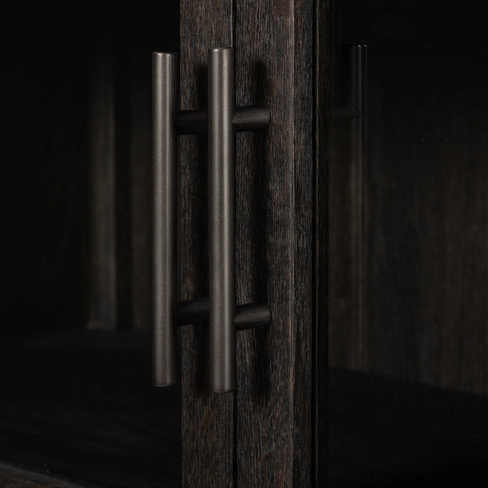 With rounded sides inspired by Eighties design, almond-finished oak brings depth into any room in your home. Spacious shelves