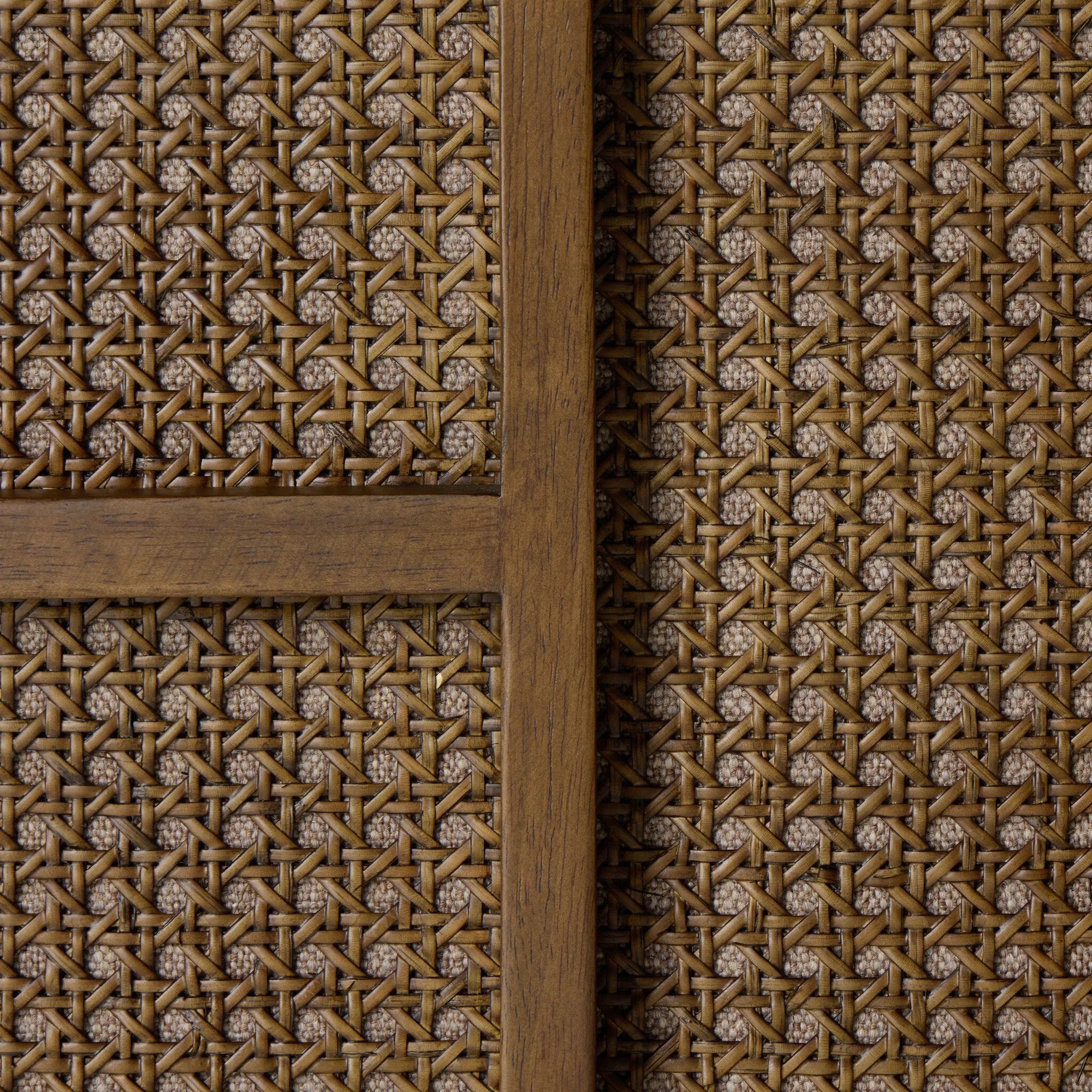 Amethyst Home provides interior design, new home construction design consulting, vintage area rugs, and lighting in the Tampa metro area.