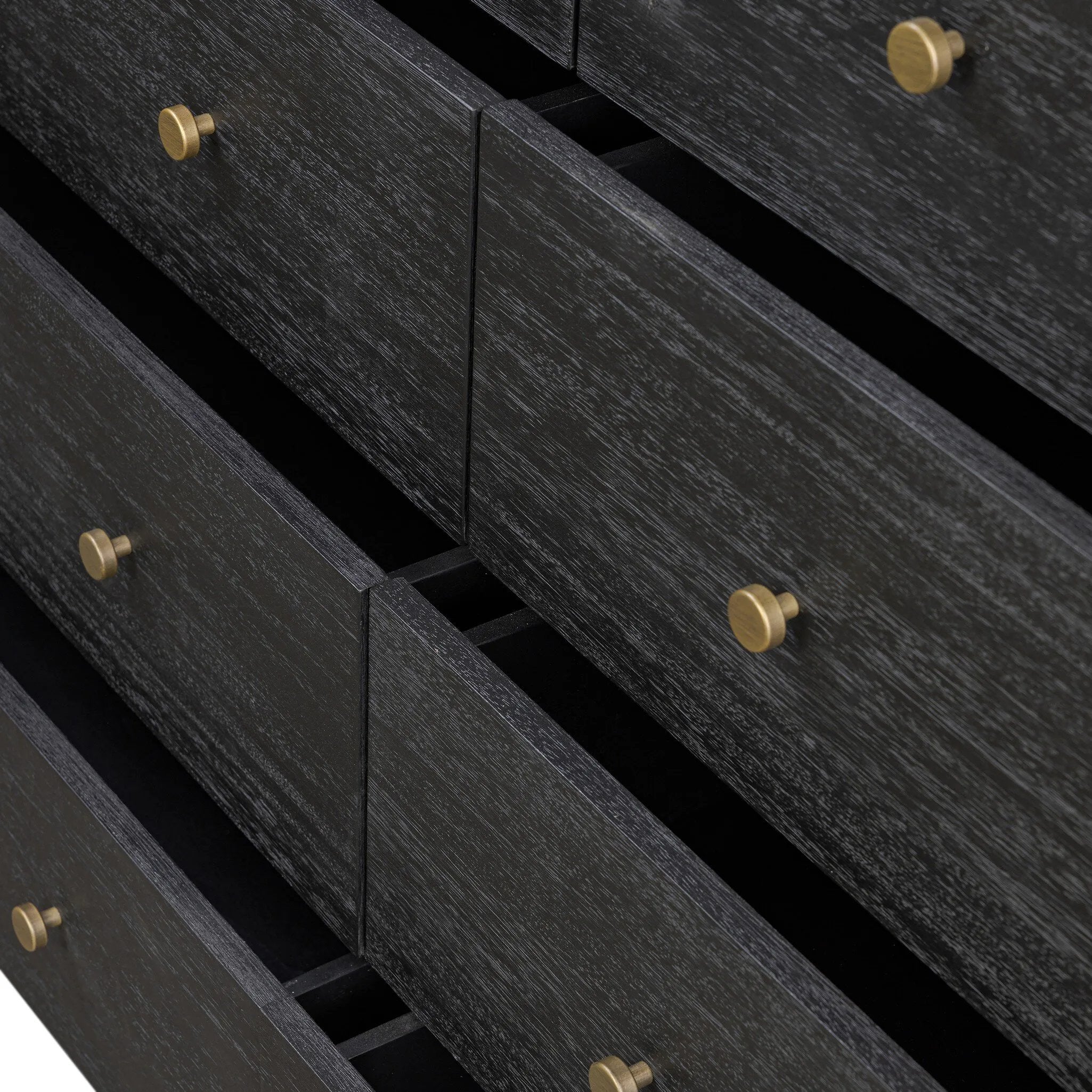 Amethyst Home provides interior design, new home construction design consulting, vintage area rugs, and lighting in the Kansas City metro area.