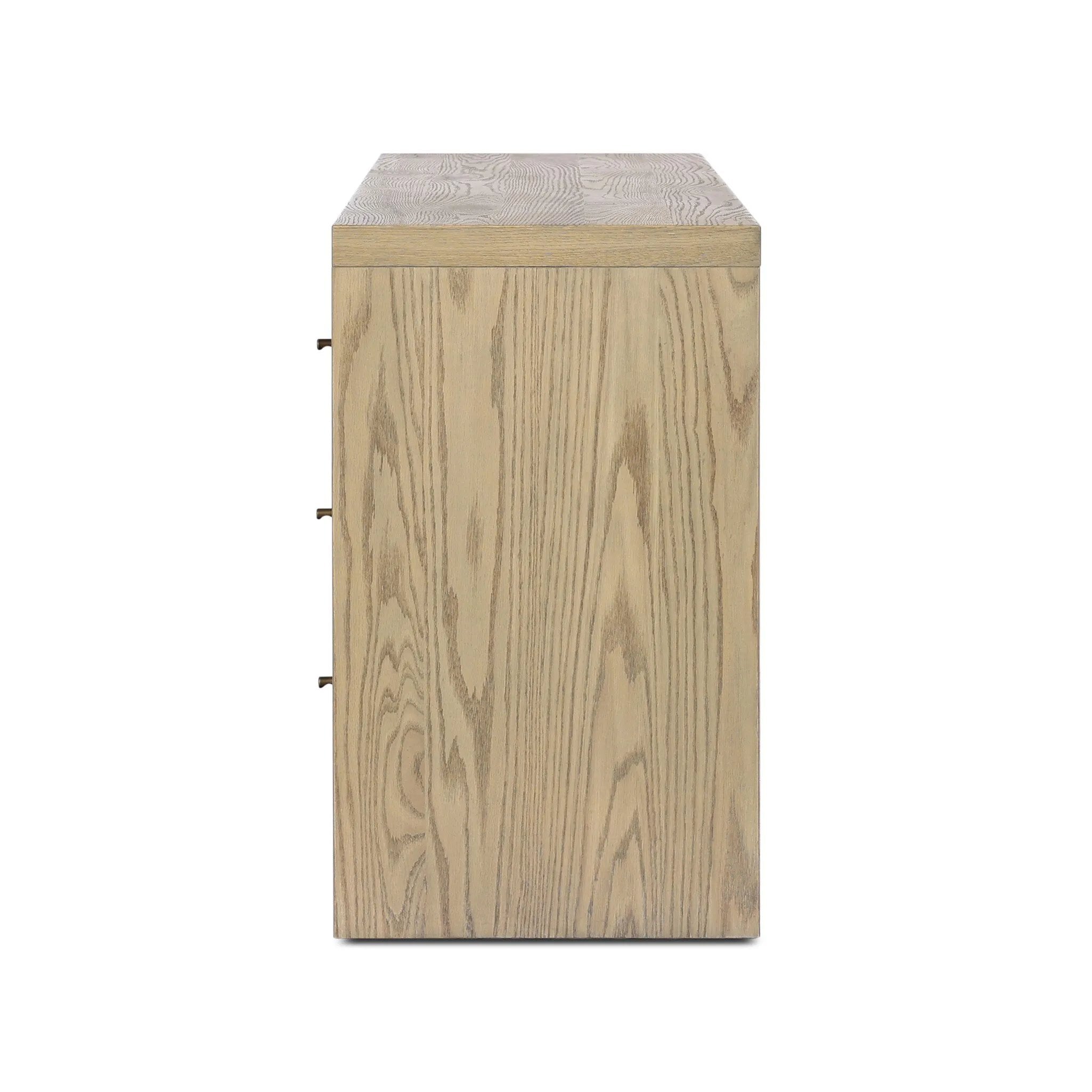 Amethyst Home provides interior design, new home construction design consulting, vintage area rugs, and lighting in the Miami metro area.