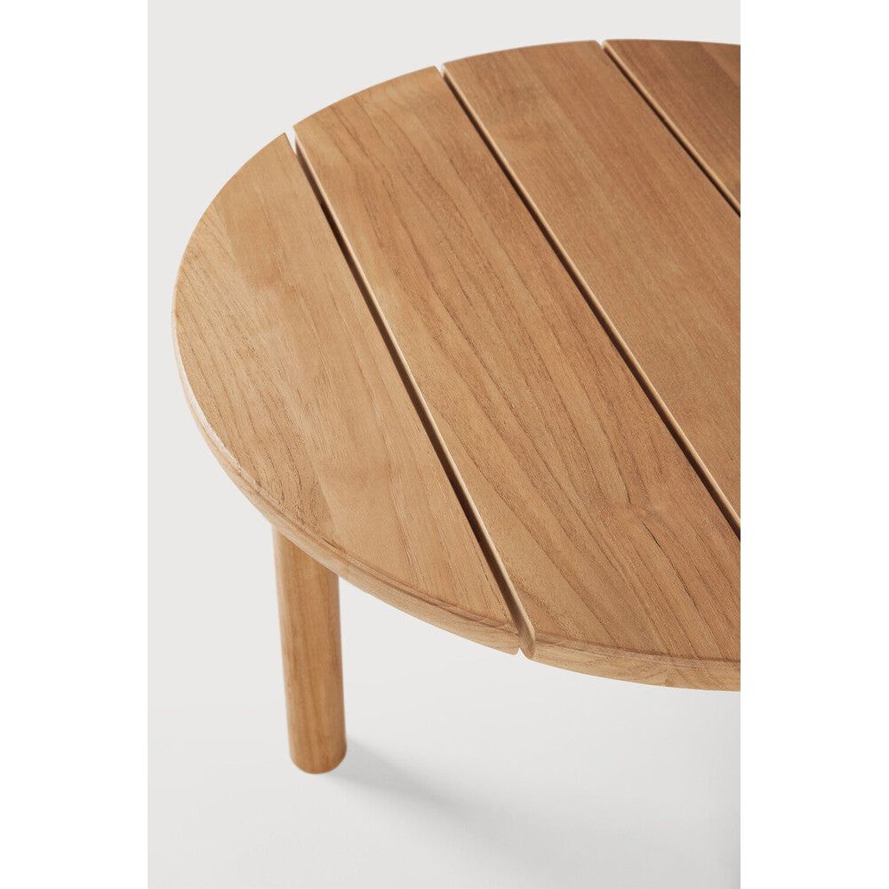 Featuring Quatro Teak Outdoor Coffee Table by Ethnicraft at Amethyst Home. The Quatro coffee table is the perfect accompaniment to ensure comfort and elegance when enjoying the outdoors. Equally beautiful as a single item or arranged together in a composition specific to your needs.Collection : QuatroMain Material : TeakMax weight : 55 KGShape : RoundSolid wood : Yes. Amethyst Home provides interior design, new construction, custom furniture, and area rugs in the Boston metro area