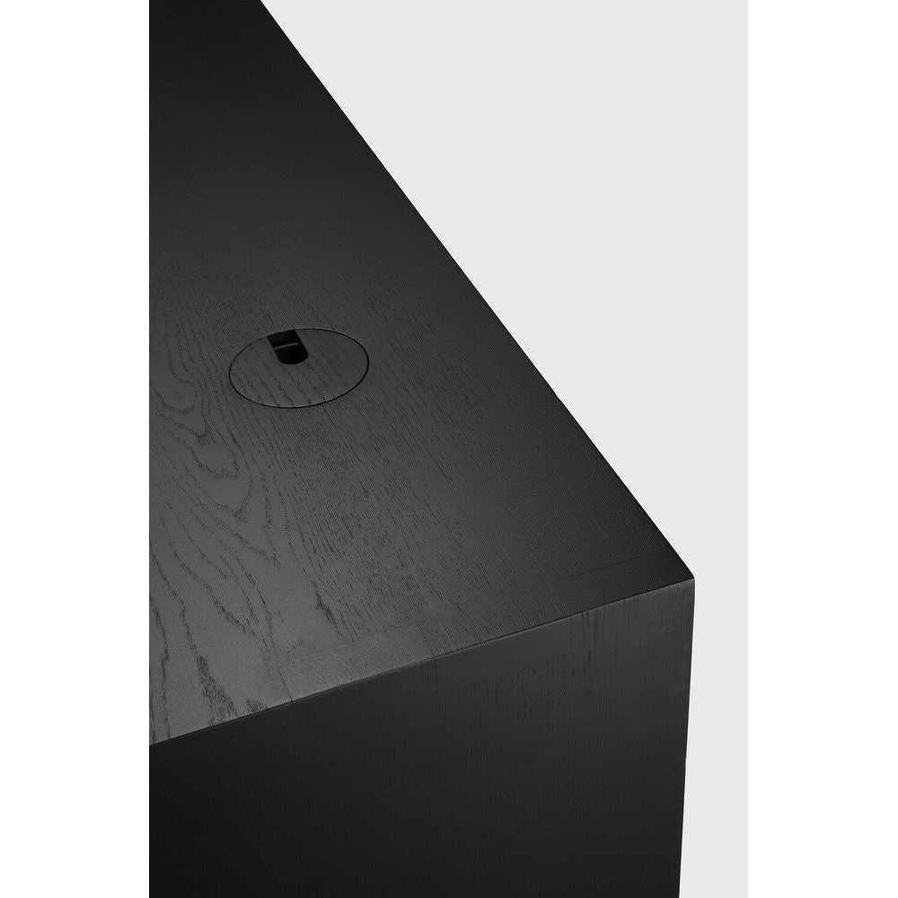 Featuring U Desk Oak Black by Ethnicraft at Amethyst Home. Solid and dependable, the U desk brings a sturdy simplicity to an office space with a touch of elegance. The simplicity of the design allows for plenty of room to spur creativity and personalization.Brushed : NoCollection : UColour : BlackFinish : VarnishedFloor Protector : YesMain Material : OakMax weight : 105 kgShape . Amethyst Home provides interior design, new construction, custom furniture, and area rugs in the Kansas City metro area