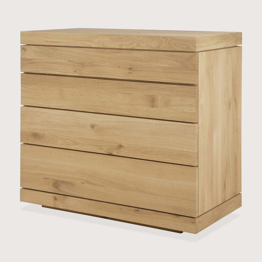 Featuring Burger Dresser Oak by Ethnicraft at Amethyst Home. Cascading natural wood patterns, a robust construction and ample storage space are the highlights of the Burger chest of drawers.
Dimentions: 20"d x 39.5"w x 35.5"h
Anti-tipping mechanism : YesFinish : OiledMain Material : OakSolid wood : Yes. Amethyst Home provides interior design, new home construction design consulting, vintage area rugs, and lighting in the Boston metro area.