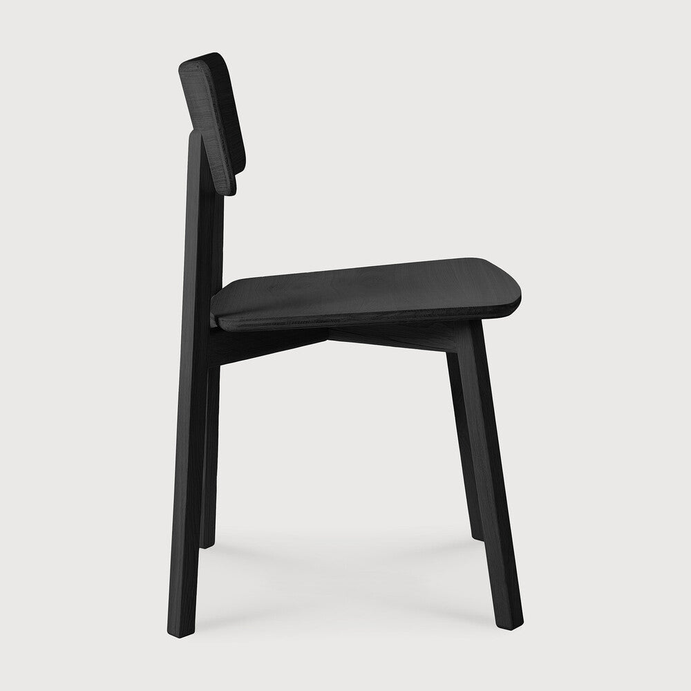 Featuring Casale Dining Chair Oak Black by Ethnicraft at Amethyst Home. Designed by Studio Kaschkasch, the Casale chair boasts straight lines to form a smooth, delicate shape, and the effortless design makes the graceful chair an adaptable piece.
Dimensions: 20.5"d x 18.5"w x 31.5"h
Finish : VarnishedFloor Protector : YesMain Material : OakSolid wood : Yes
Fo. Amethyst Home provides interior design, new home construction design consulting, vintage area rugs, and lighting in the Houston metro area.