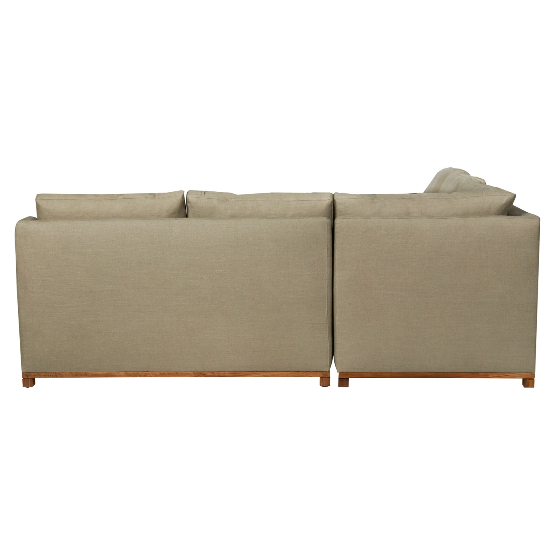Featuring Kardell Upholstered 2 arm Sectional by Cisco Brothers at Amethyst Home. The Kardell Upholstered 2 arm Sectional by Cisco Brothers has clean lines and a modern feek. Get the whole family together for game night or getting your friends together, this is a piece that will be everyone's favorite.
Overall: 90"w x 90"d x 30"hOverall Sitting Space: 82"w. Amethyst Home provides interior design, new home construction design consulting, vintage area rugs, and lighting in the Monterey metro area.