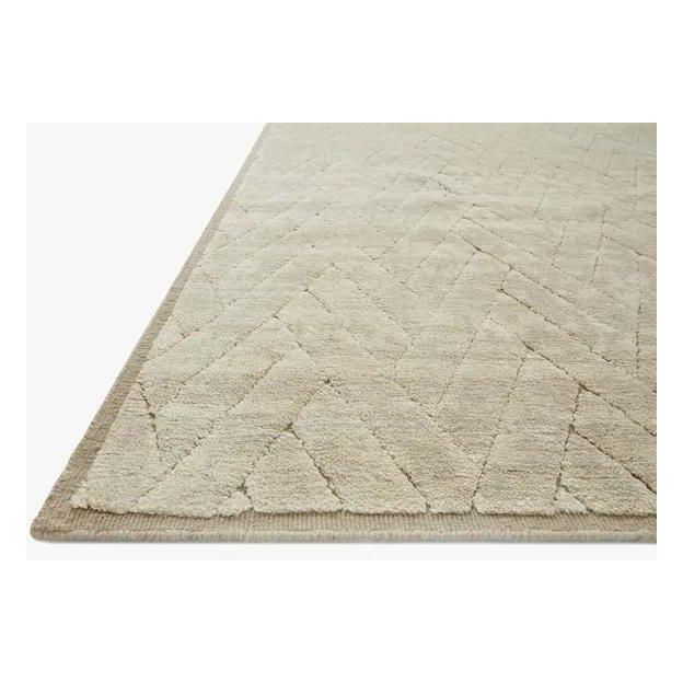 Featuring Bond Bone / Fog Rug by Loloi at Amethyst Home. Using over-scaled patterns to create exciting, tonal rugs, the Bond Collection is one of the signature rug collections in the Carrier and Company x Loloi collaboration. Show stopping but not scene stealing, the organic patterning and variegated colors provide the comforts of informality, while textural . Amethyst Home provides interior design, new home construction design consulting, vintage area rugs, and lighting in the Seattle metro area.