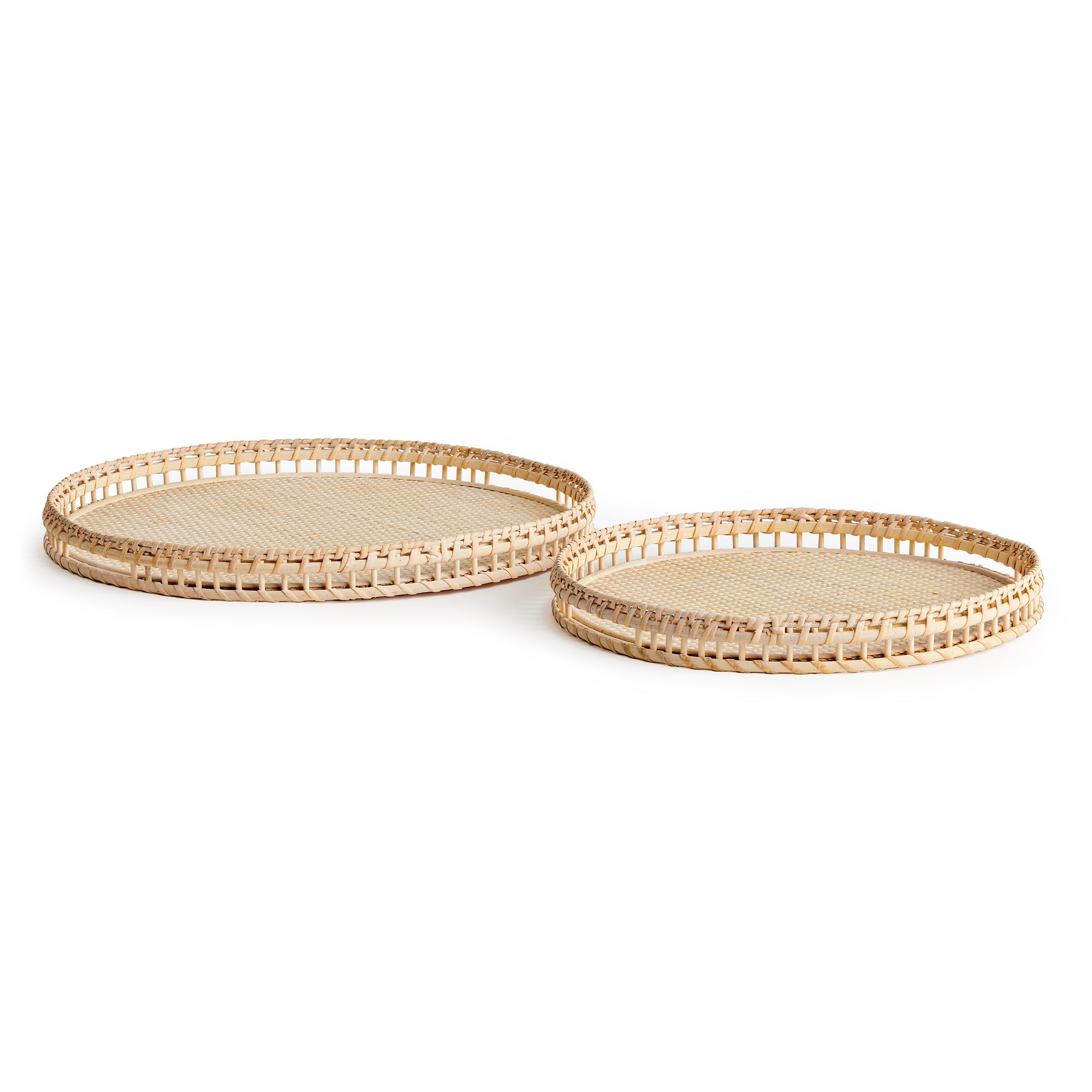 In a woven rattan with a fresh whitewash finish, these substantial, coastal-inspired trays are a welcomed accent in any setting. Perfect for coffee table or ottoman to create a base for a stunning vignette. Amethyst Home provides interior design, new construction, custom furniture, and area rugs in the Houston metro area.