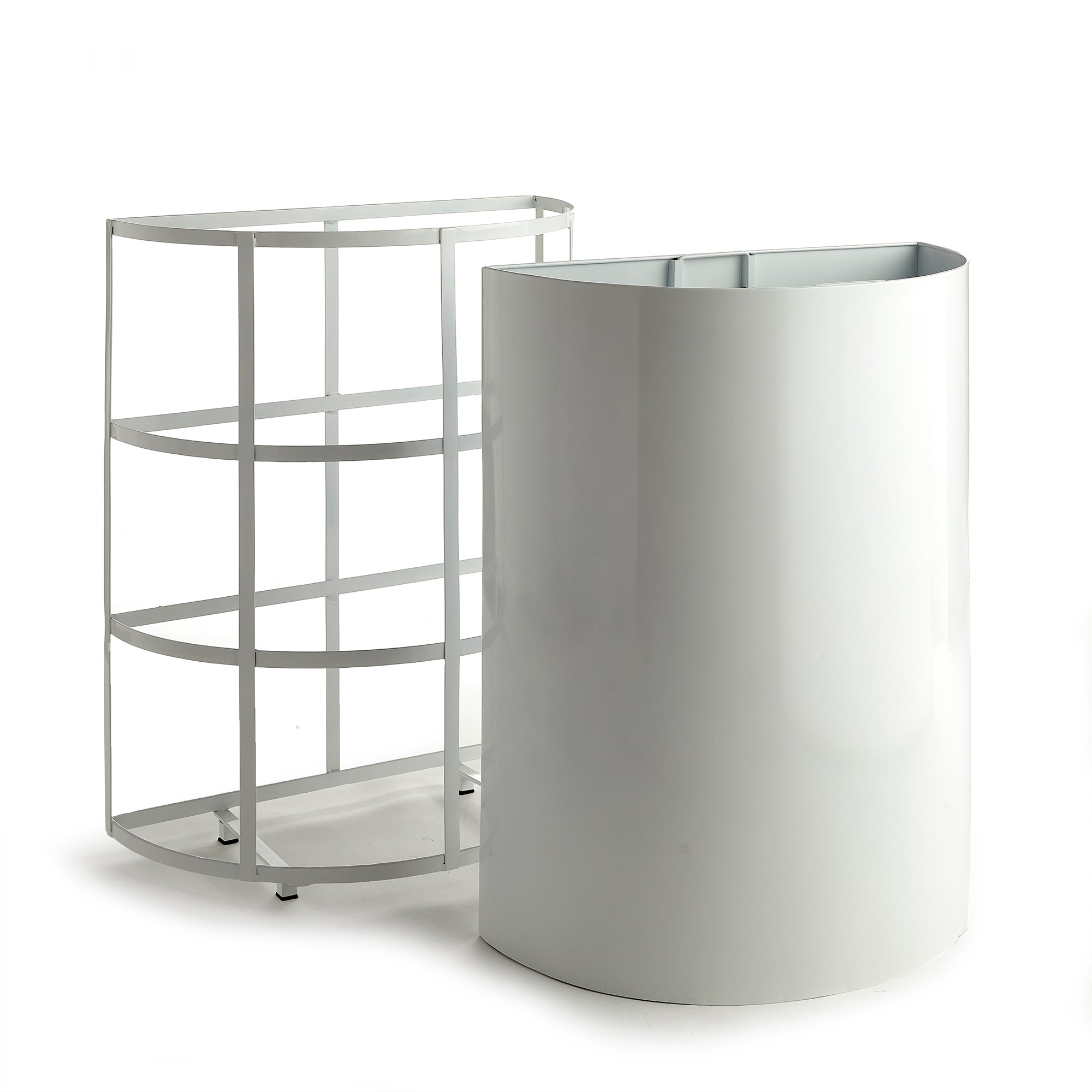 Raised off the ground for proper drainage, this well-scaled demilune planter is the modern interpretation of an antique planter. It is fully powder-coated, and has a removable liner with recessed handles. A statement piece for between windows, garage doors and onpatio. Amethyst Home provides interior design, new construction, custom furniture, and area rugs in the Winter Garden metro area.