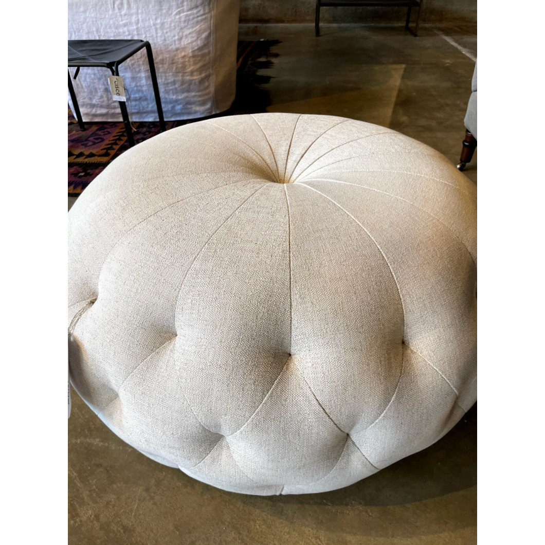 Featuring Pouf 26" Ottoman by Cisco Brothers at Amethyst Home. We love the stitching detail on this Pouf 26" Ottoman by Cisco Brothers. Place in your den, living room, or other entertainment area of your home and keep for years to come!
Overall: 26"dia. x 18"hSeat Height: 18"h. Amethyst Home provides interior design, new home construction design consulting, vintage area rugs, and lighting in the Omaha metro area.