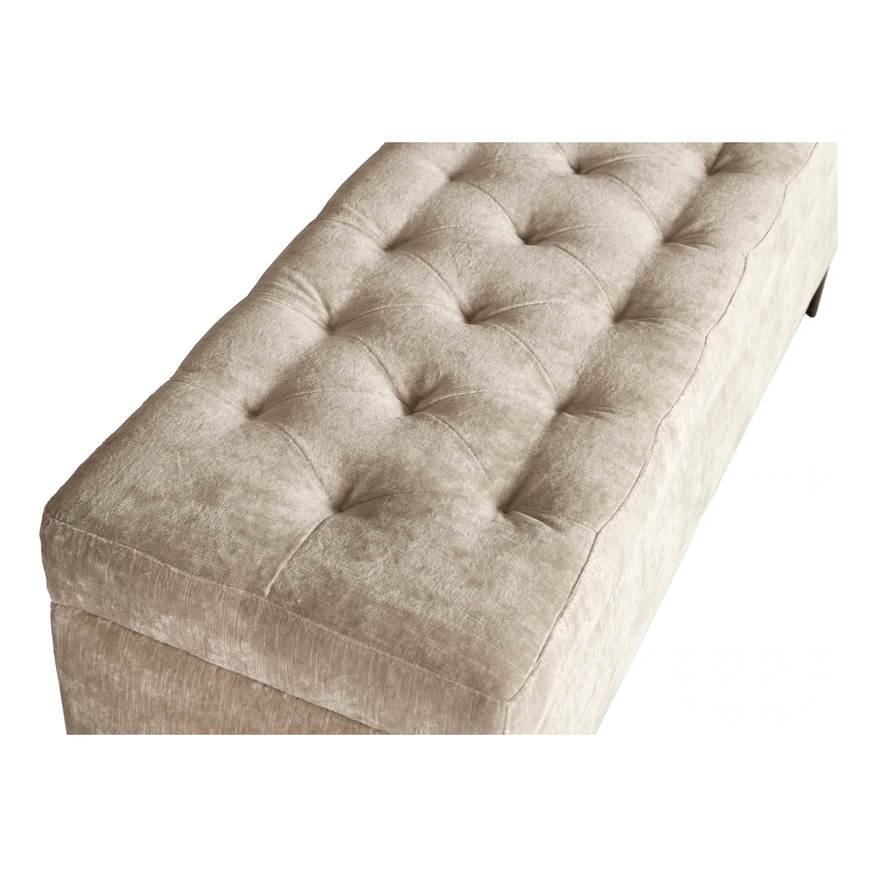 Featuring Jaxon Upholstered Chest by Cisco Brothers at Amethyst Home. We love the stylish storage this Jaxon Upholstered Chest by Cisco Home provides to families. The perfect piece to store your extra blankets, toys, or other household items!
Overall: 29"w 34"d 33"hSitting Space: 24"w x 20"dSeat Height: 20"hArm Height: 28"hWeight: 77 lbs. Amethyst Home provides interior design, new home construction design consulting, vintage area rugs, and lighting in the Des Moines metro area.