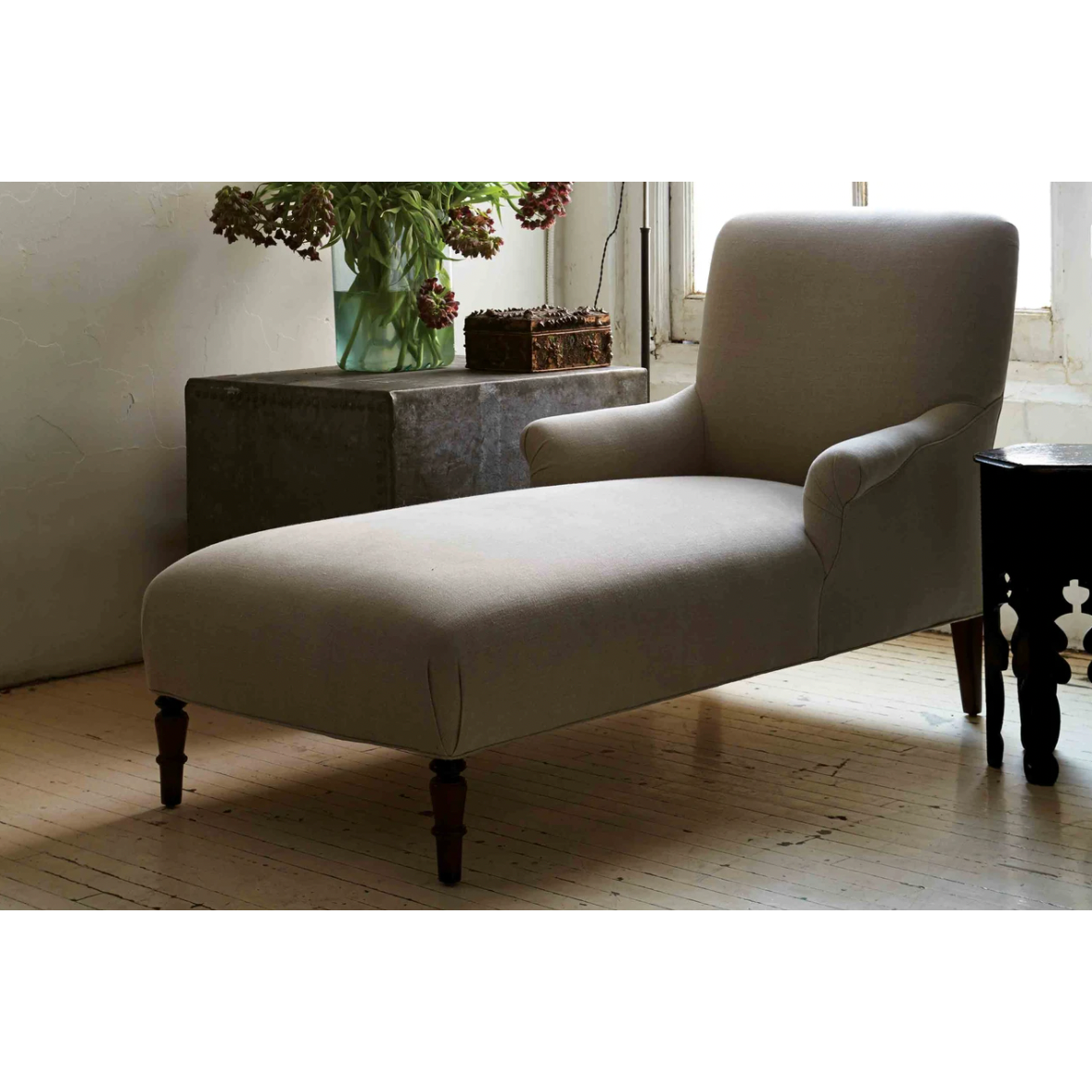 Featuring JD Pond Chaise Lounge by Cisco Brothers at Amethyst Home. We love the clean, comforting look of this JD Pond Chaise Lounge. Sure to be the favorite nap or reading spot for the whole family!
Overall: 31"w x 61"d x 37"hSitting Space: 20"w x 52"dSeat Height: 17"hArm Height: 22"hWeight: 92lbs. Amethyst Home provides interior design, new home construction design consulting, vintage area rugs, and lighting in the San Diego metro area.