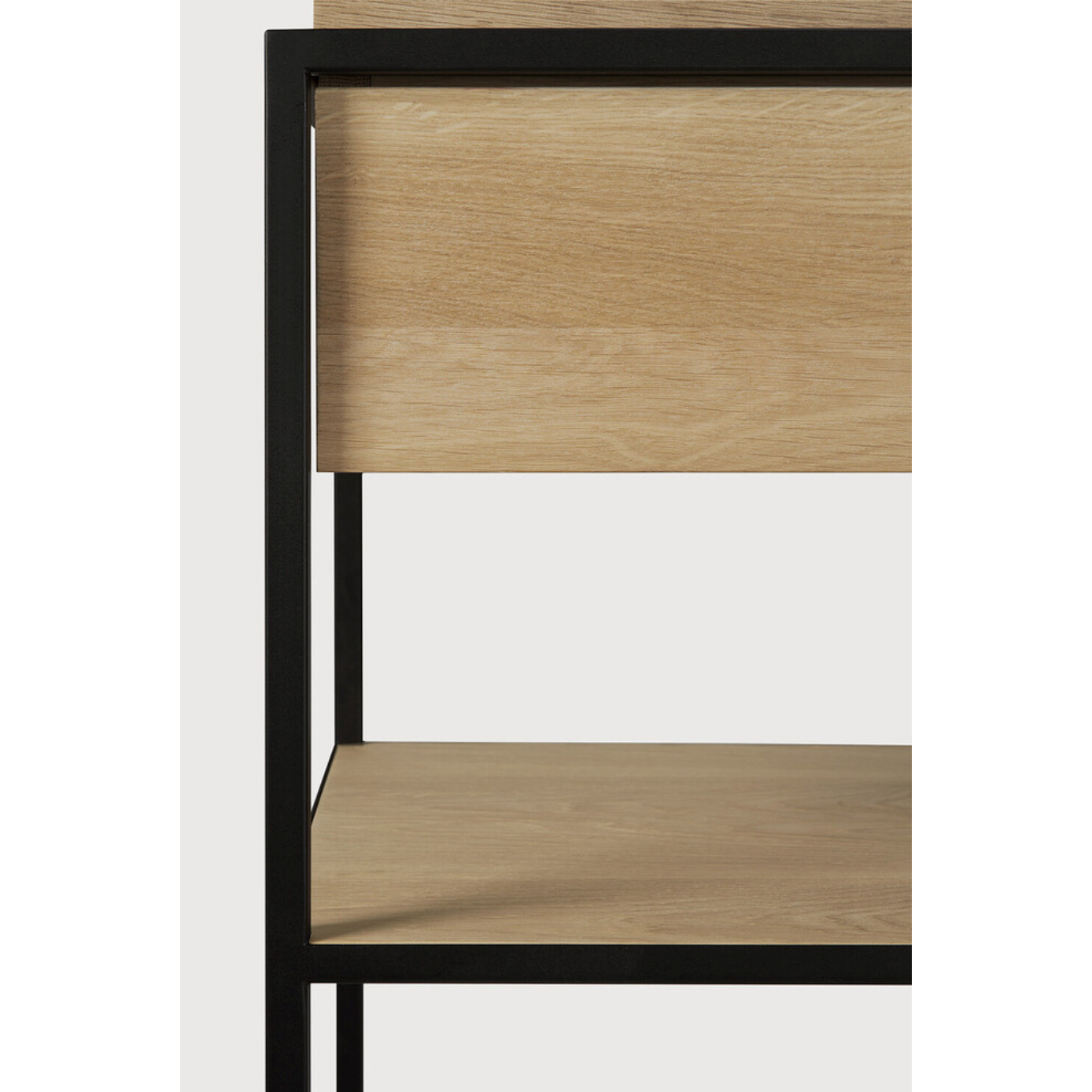 Featuring Oak Monolit Console Table by Ethnicraft at Amethyst Home. Balance and function come together in the Monolit console table. This simple, sleek table includes storage and we LOVE hidden storage! Dress up your living room or office with a piece that is both functional and stylish!
Dimensions: 48.5"w x 16"d x 33.5"h Weight: 77 lbs
Material: Oak, 1.  Amethyst Home provides interior design, new home construction design consulting, vintage area rugs, and lighting in the Laguna Beach metro area.