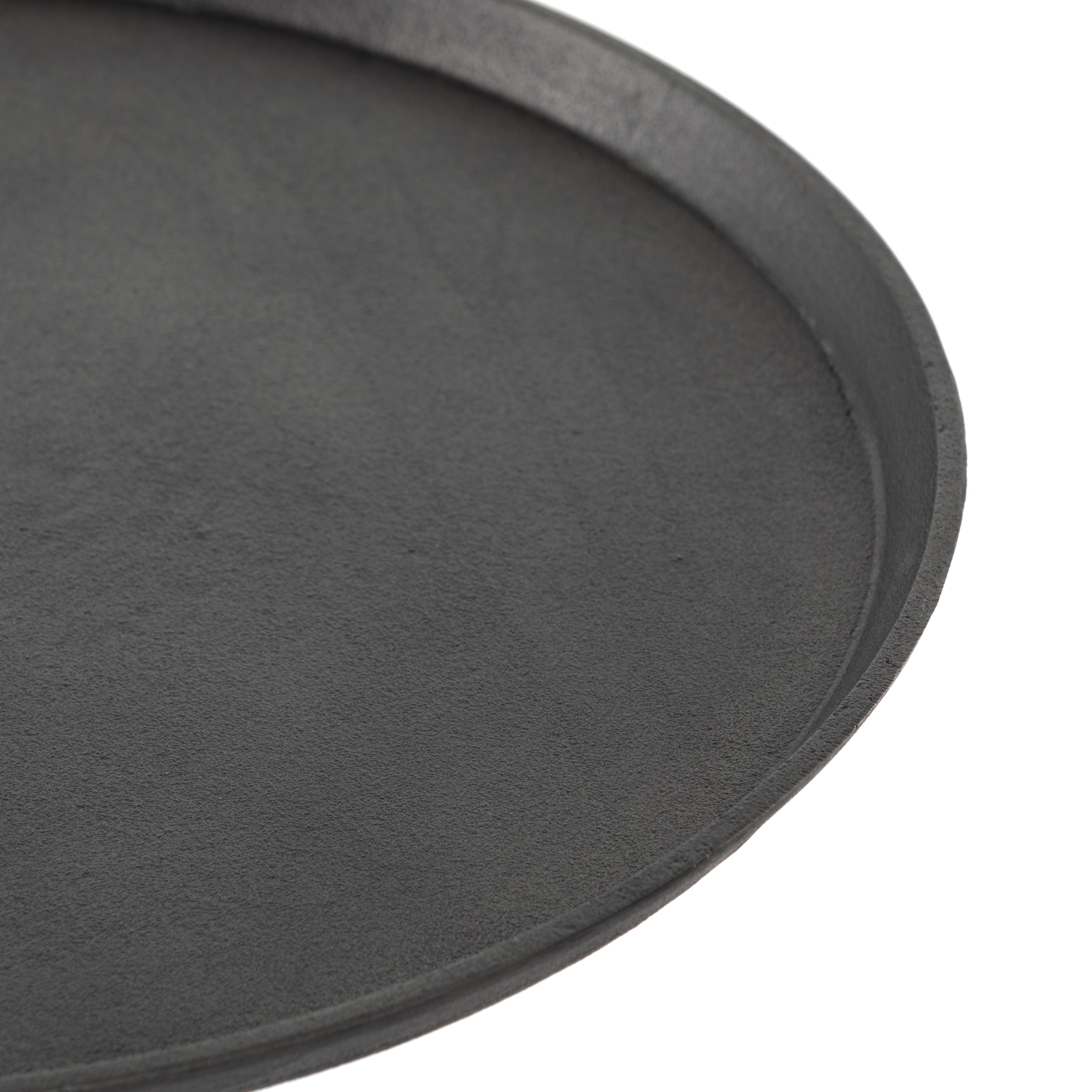 Featuring Cronos End Table - Polished White Marble by Four Hands at Amethyst Home. Simply sophisticated with this Cronos End Table - Polished White Marble. Finished in a polished white, a solid turned marble base supports a tray-style tabletop of grey-hammered iron, spurring beautifully eye-catching contrast for any living room or bedroom. 
Overall Dimensions:.  Amethyst Home provides interior design, new home construction design consulting, vintage area rugs, and lighting in the Omaha metro area.