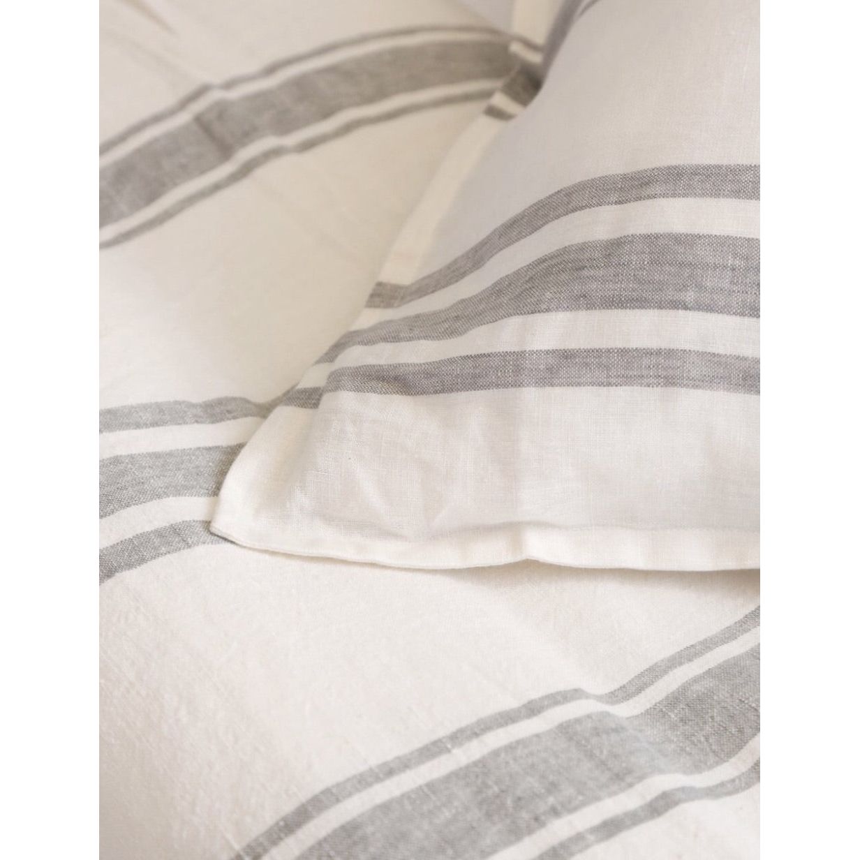 Jackson Duvet Collection Cream/Gray - Amethyst Home