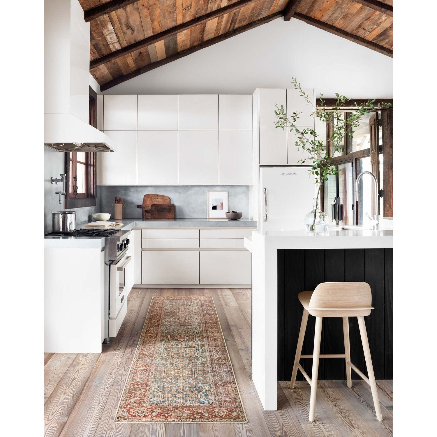 Featuring Layla Ocean/Rust Rug by Loloi at Amethyst Home. The Layla Collection is traditional and timeless, with a beautiful lived-in design that captures the spirit of an old-world rug. This traditional power-loomed rug is crafted of 100% polyester with a classic and sophisticated color palette and subtle patina.
Power Loomed100% PolyesterLAY-04 Ocean/R.  Amethyst Home provides interior design, new home construction design consulting, vintage area rugs, and lighting in the Scottsdale metro area.