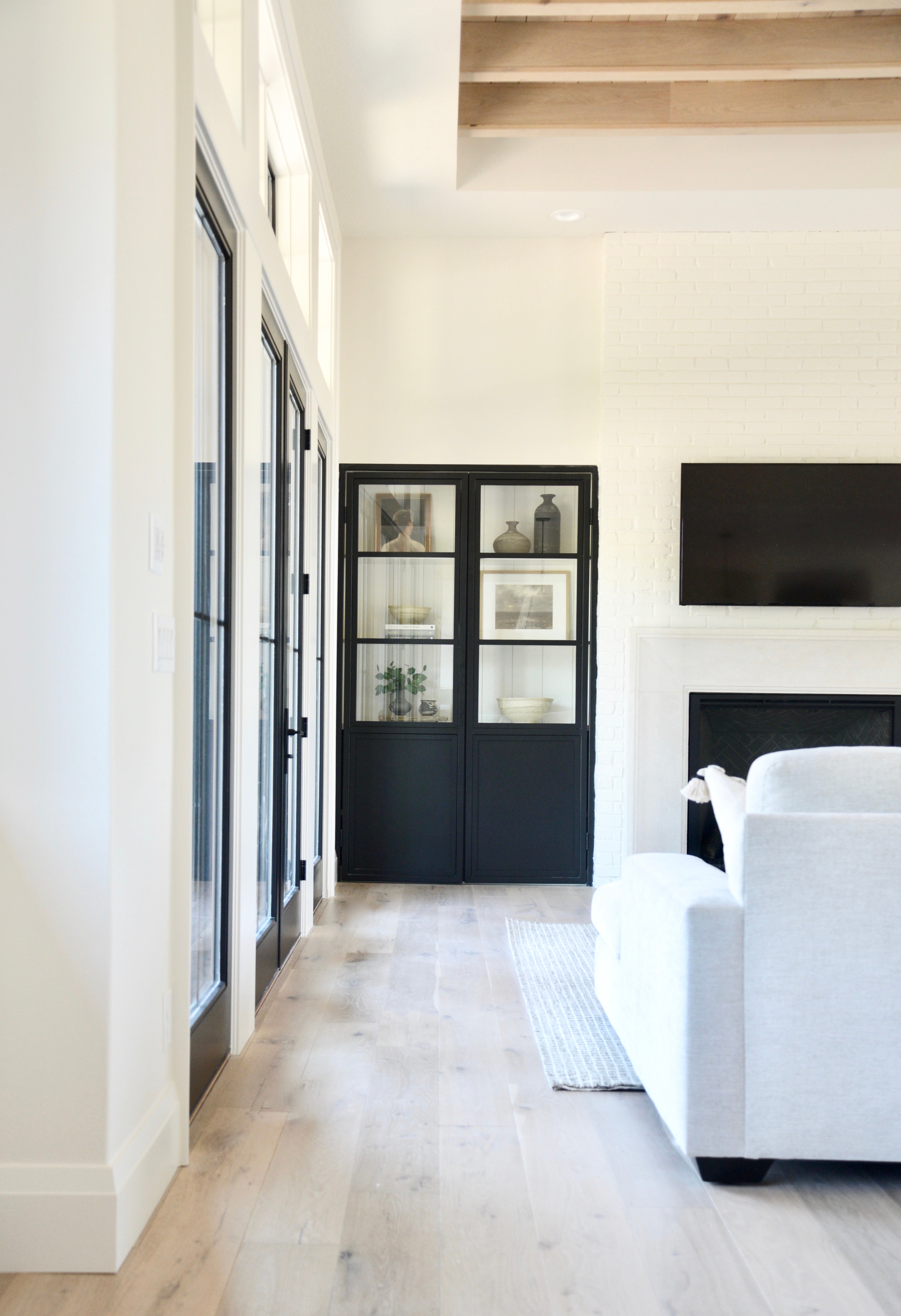 Casual Elegance in this Gorgeous Iowa Home // Install Part 1