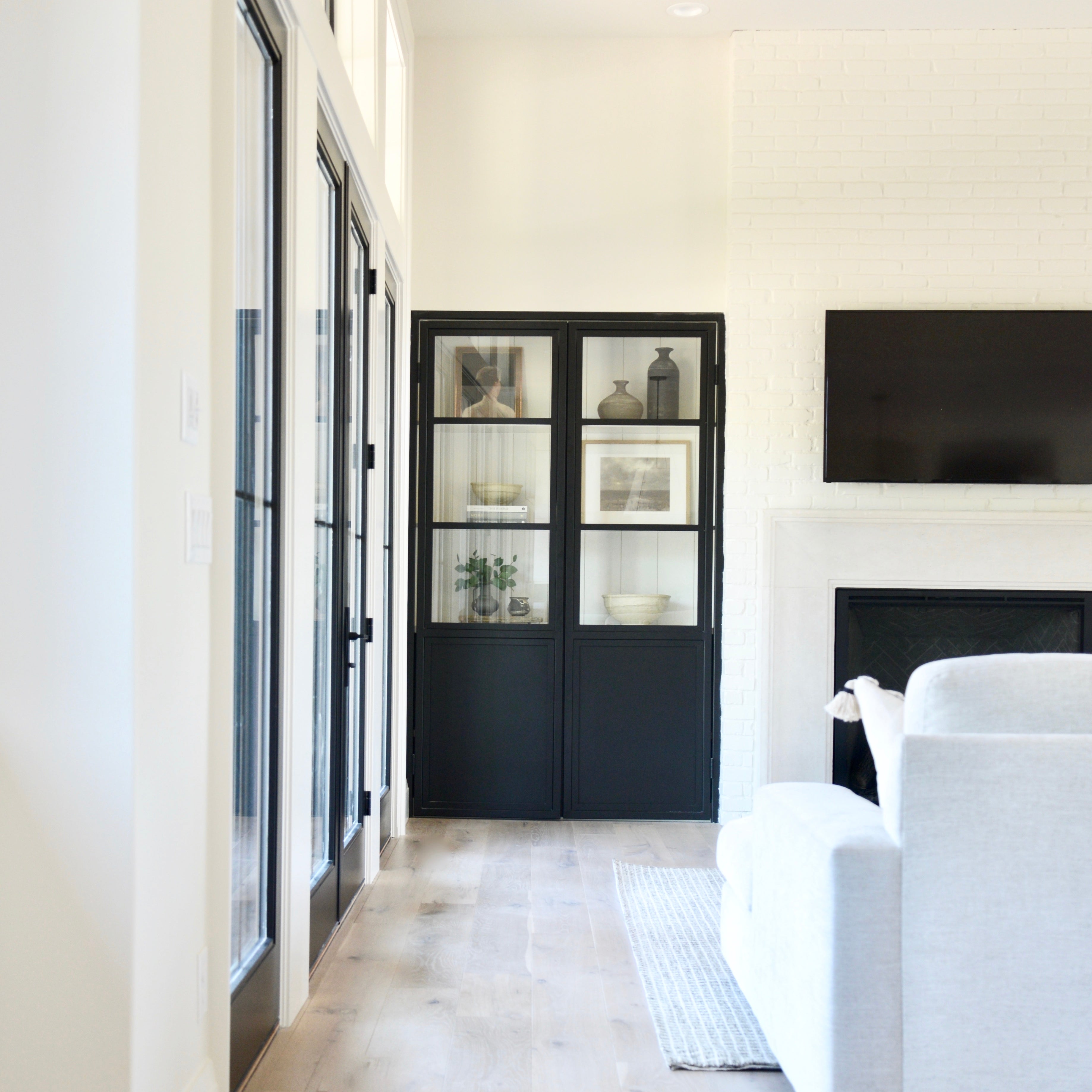 Casual Elegance in this Gorgeous Iowa Home // Install Part 1
