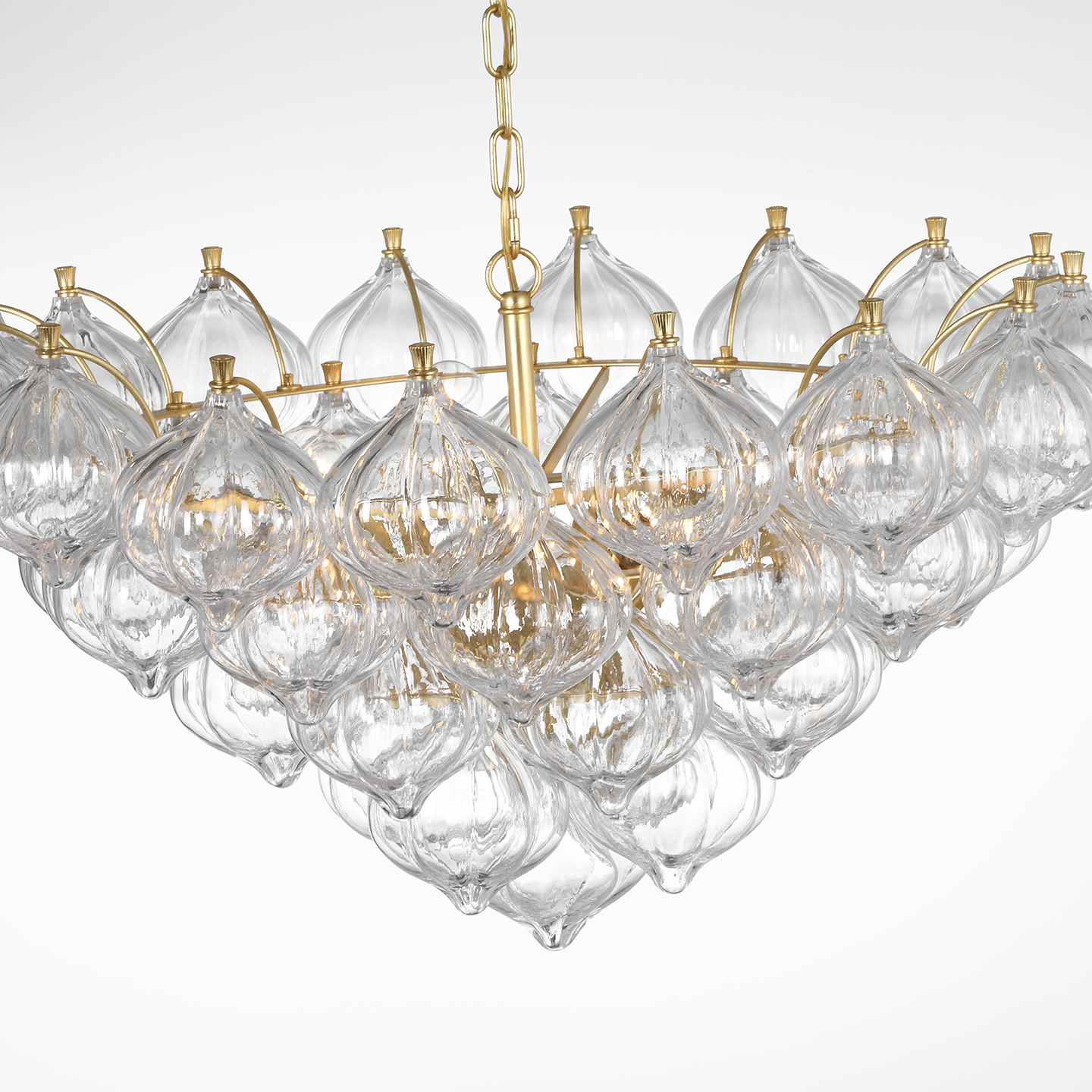 Featuring Caselli 36" Basket Chandelier Hand-Rubbed Antique Brass by Visual Comfort at Amethyst Home. Caselli 36" Basket Chandelier in Gild with Clear Glass
Overall Dimensions: 35.75" L x 35.75" W x 19.25" HWeight: 42 lbs.. Amethyst Home provides interior design, new construction, custom furniture, and area rugs in the San Diego metro area