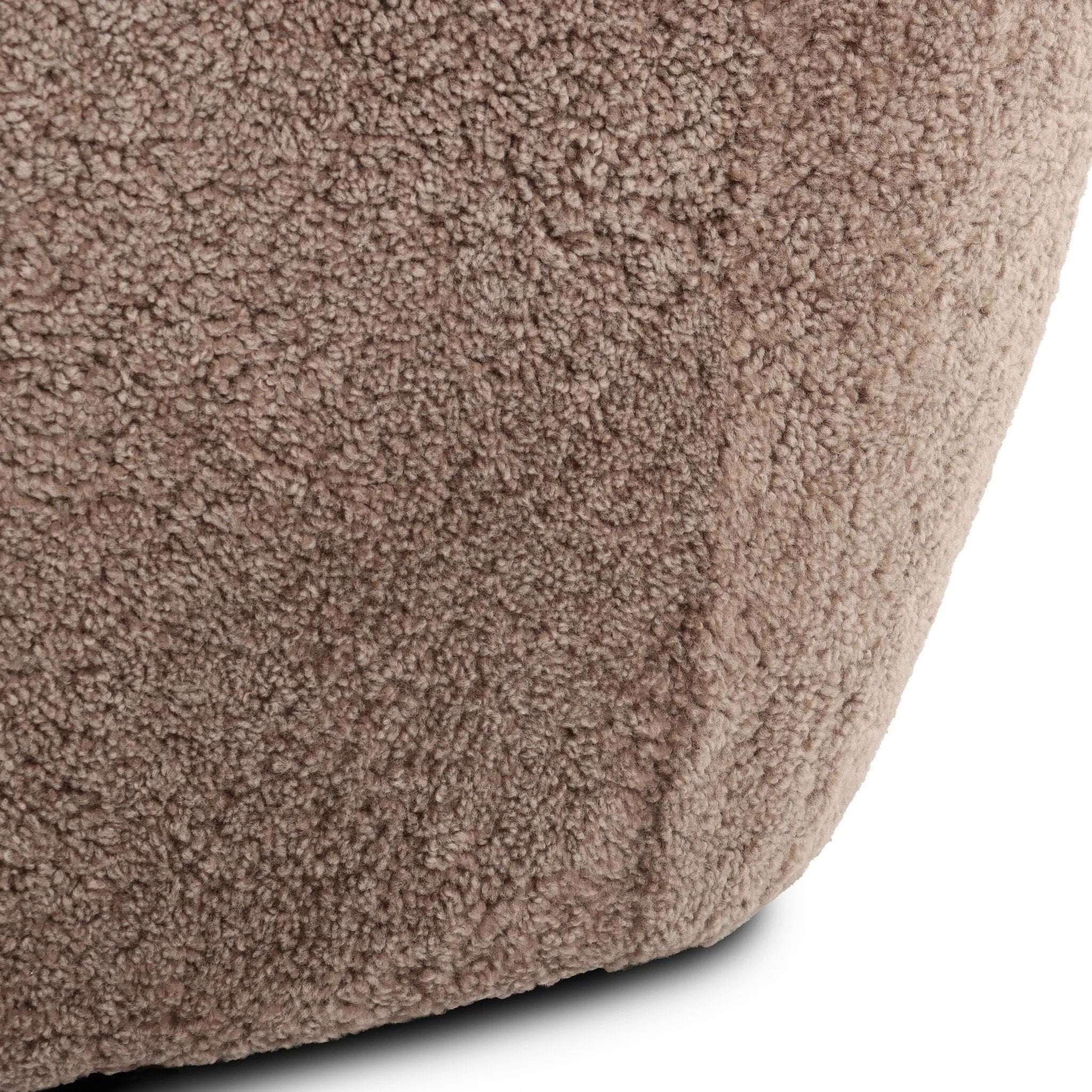  Amethyst Home provides interior design, new home construction design consulting, vintage area rugs, and lighting in the Salt Lake City metro area.