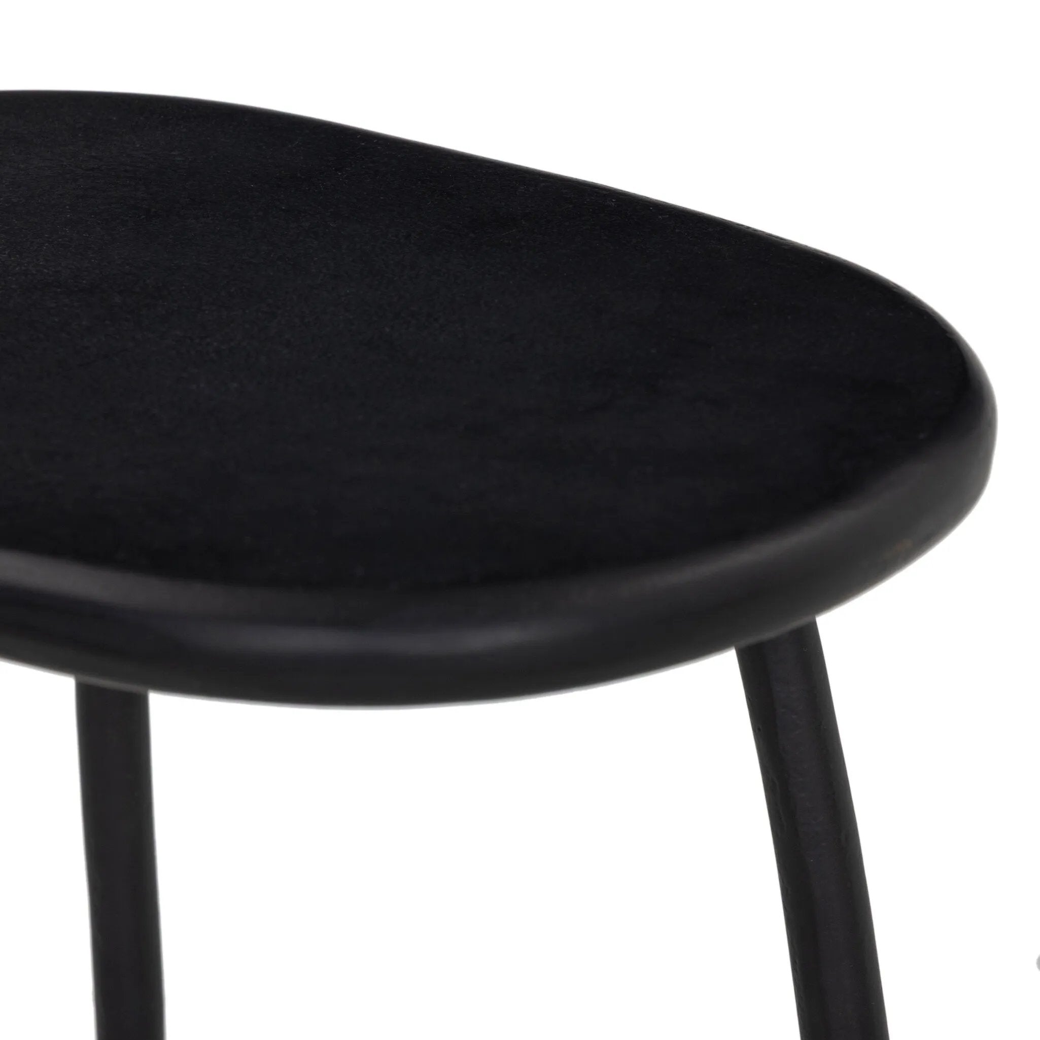French Deco serves as the inspiration for this outdoor end table, with a C-shape style silhouette for flexible use. The fully cast aluminum shape features a curvy frame and organic-shaped top, with plenty of added visual depth in the finish. Cover or store inside during inclement weather and when not in use. Amethyst Home provides interior design, new home construction design consulting, vintage area rugs, and lighting in the Washington metro area.