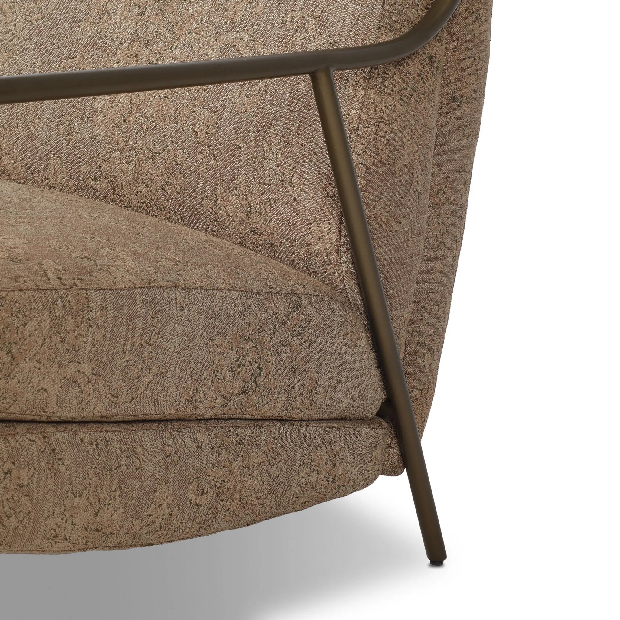 Cassidy Chai Amethyst Home provides interior design, new home construction design consulting, vintage area rugs, and lighting in the Newport Beach metro area.