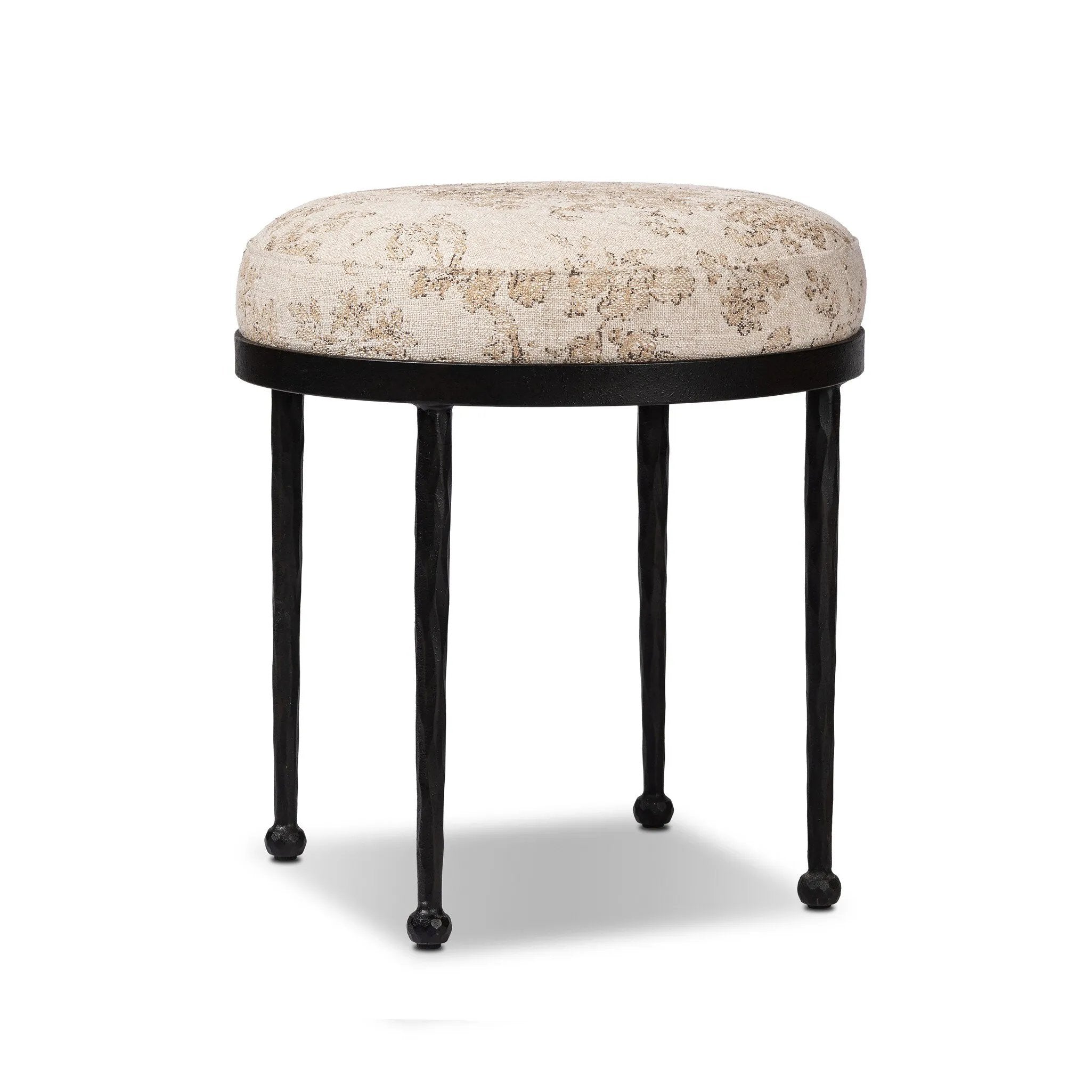  Amethyst Home provides interior design, new home construction design consulting, vintage area rugs, and lighting in the Alpharetta metro area.