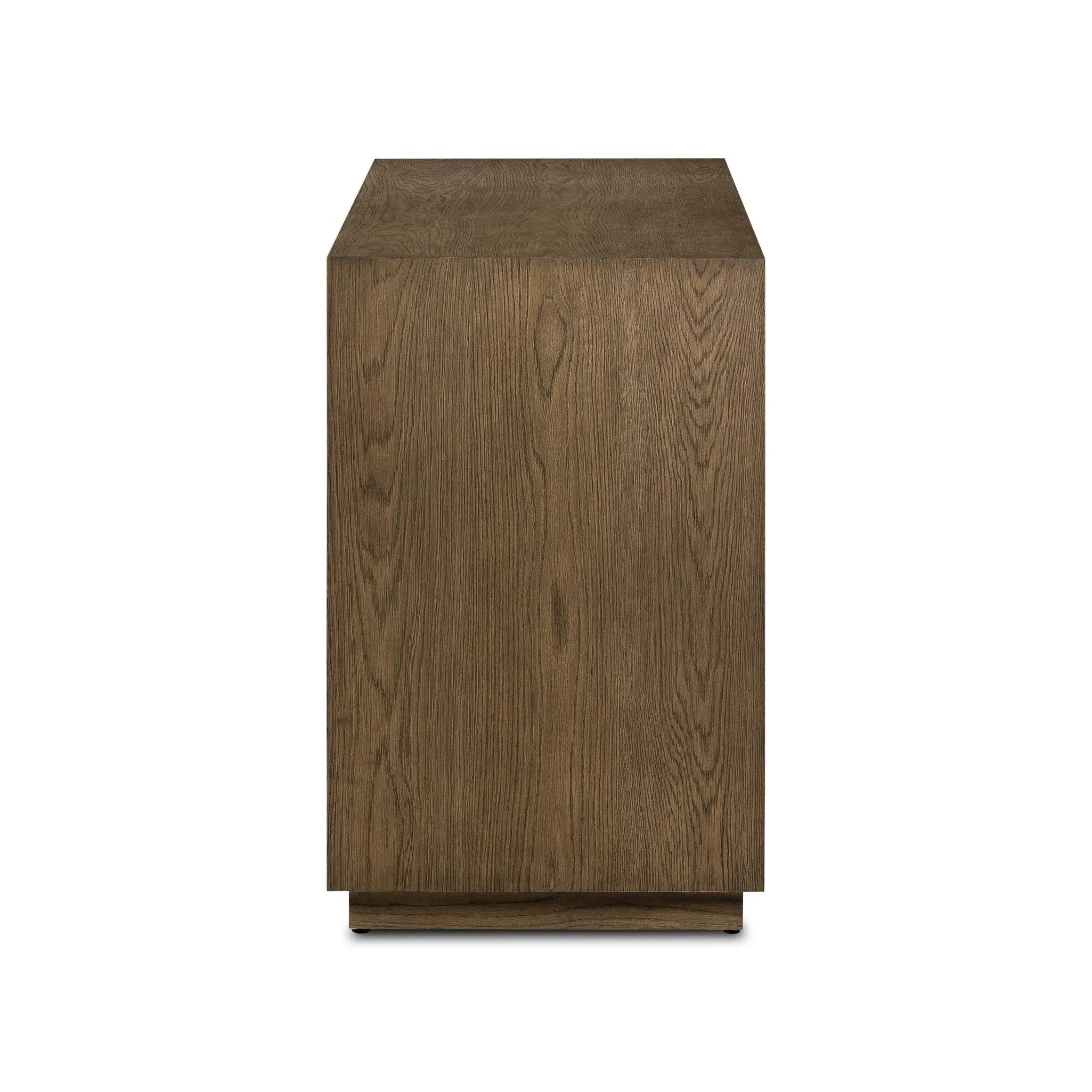 Influenced by contemporary design, this dresser’s simple frame showcases thick brown oak veneer with a tiled oyster cut pattern on the insert panels. Store your favorite clothing in four drawers with minimalist metal pulls.As fans of clean aesthetics at Amethyst, we love the nature inspired Salta 4 Drawer Dresser - Brown Oak Thin Oyster. Amethyst Home provides interior design, new home construction design consulting, vintage area rugs, and lighting in the Omaha metro area.