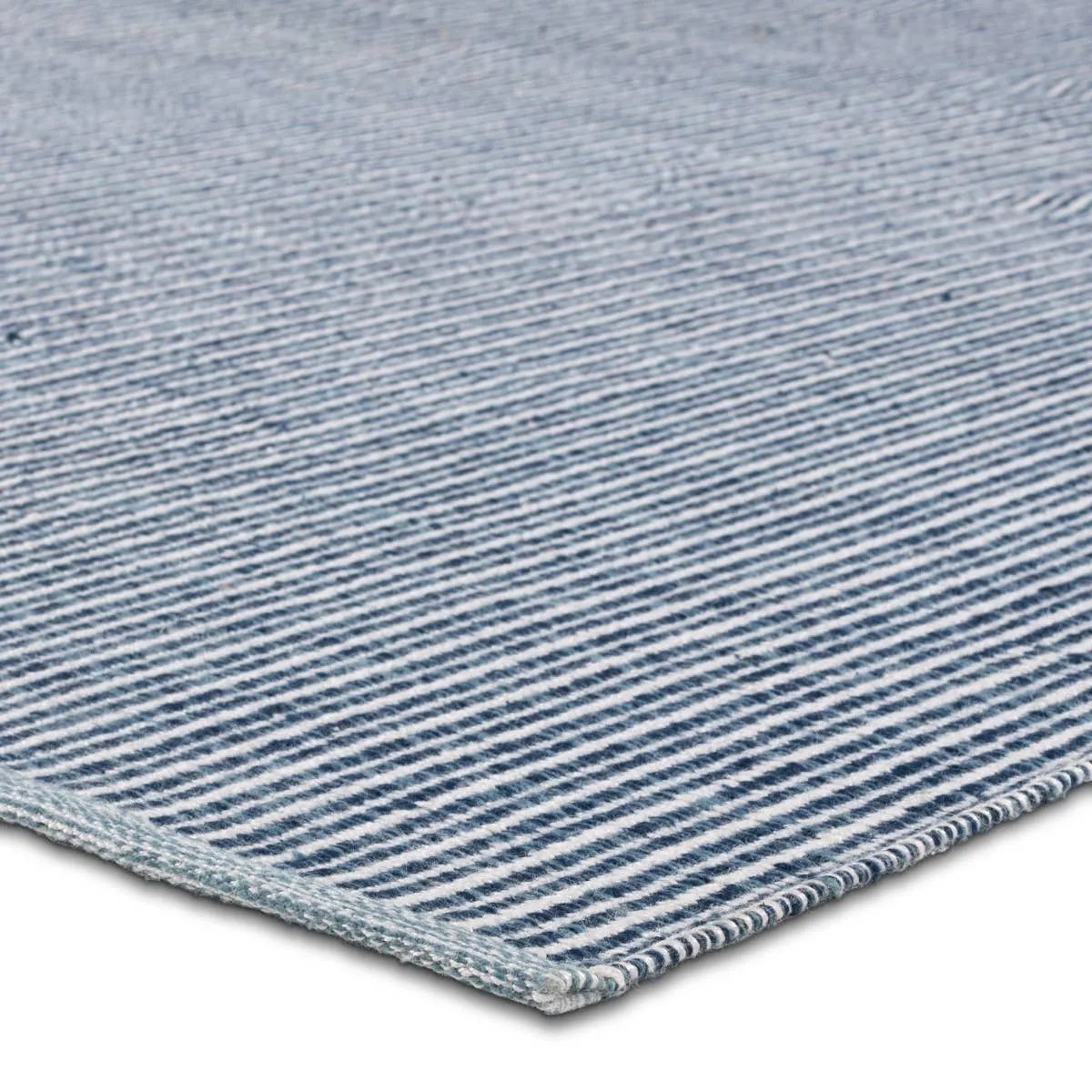 The Sacdecer Avore is an exceptional handwoven indoor/outdoor rug, blending high-performance style with eco-conscious materials. Hand crafted in India from 100% PET yarn, sourced from recycled plastic bottles, it's both durable and environmentally friendly. Amethyst Home provides interior design, new home construction design consulting, vintage area rugs, and lighting in the Winter Garden metro area.