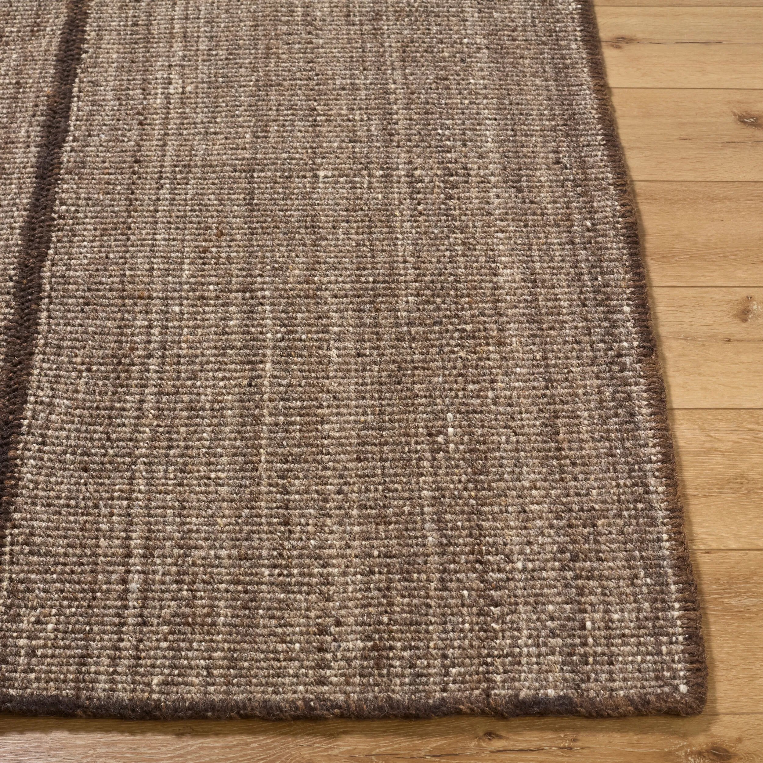 Galey Alix x LIVABLIS Amethyst Home provides interior design, new home construction design consulting, vintage area rugs, and lighting in the Washington metro area.