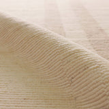 Caledonia In The Distance Ivory / White Rug
