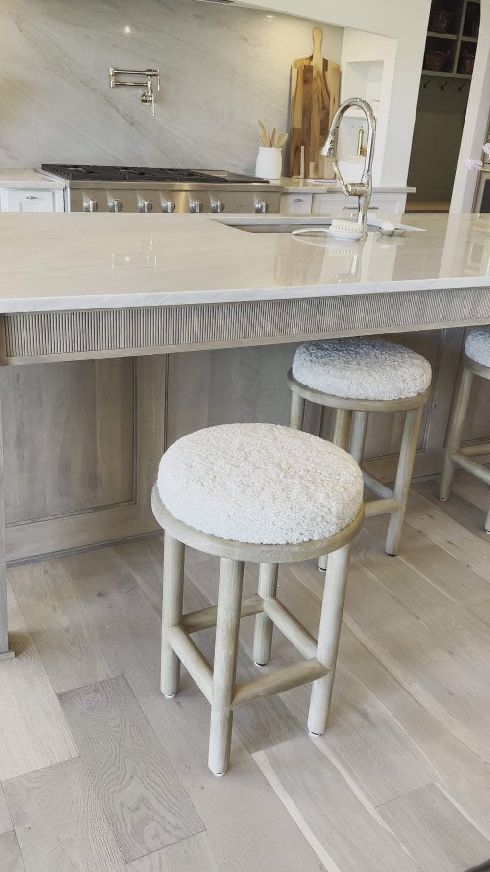 Saldino Stool | ready to ship!
