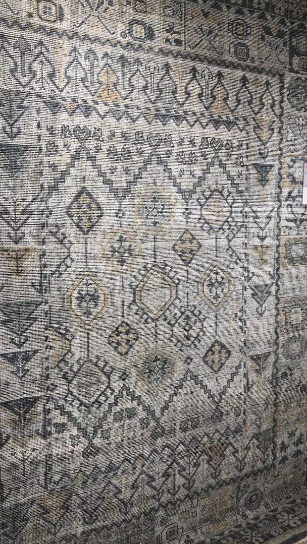 Bring a touch of antiqued beauty into your home with our Heirloom collection. This 100% wool collection tastefully honors the art of hand knotted rugs from India. Heirloom evokes a sense of unique sophistication with its traditional Serapi rug color palettes and vintage design.  Hand Knotted 84% Wool | 16% Cotton HQ-02 Taupe/Taupe