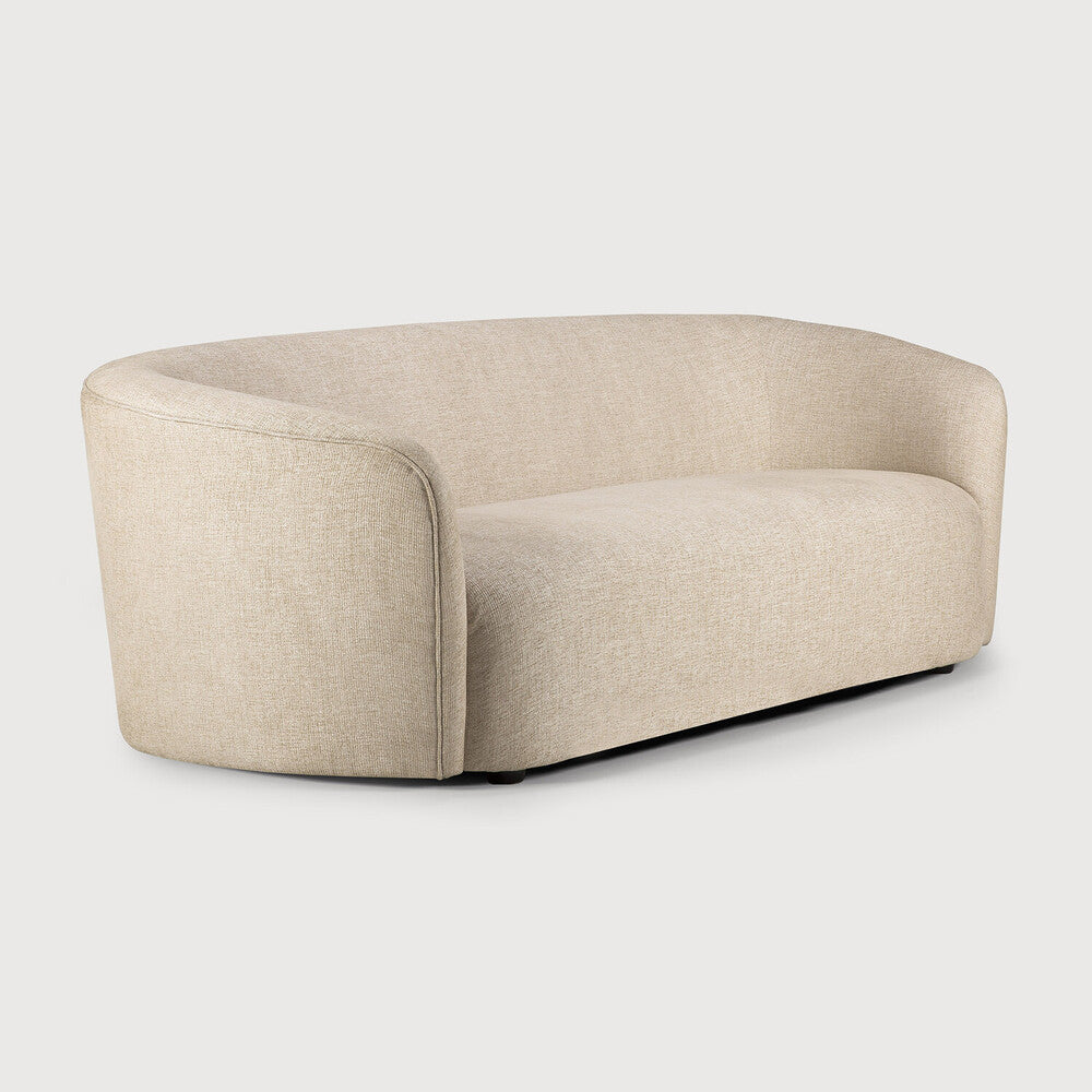 The natural fabric is woven exclusively for Ethnicraft in Belgium. Its coating repels stains, preventing small accidents of life. Available in “oatmeal”, these sophisticated yet simple colors will fit perfectly an urban apartment as well as a country house. To complete the look, mix it with our cushion and throw collection. Amethyst Home provides interior design services, furniture, rugs, and lighting in the Omaha metro area.