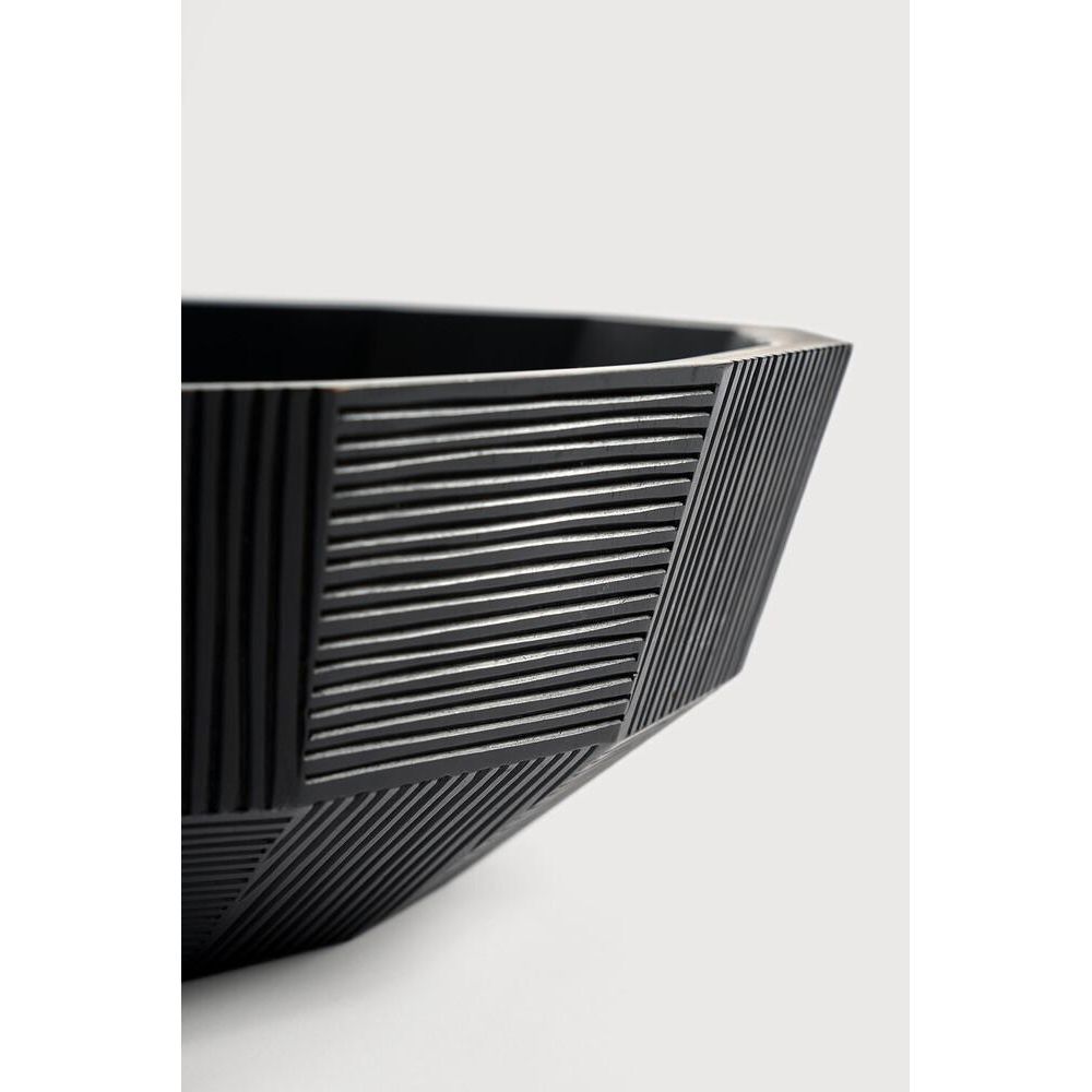 Both functional and decorative, this bowl will delicately accessorise your dining and kitchen space. Each piece is created by our Javanese carvers and turners, carrying the story of our skilled artisans into your home. Amethyst Home provides interior design, new home construction design consulting, vintage area rugs, and lighting in the Los Angeles metro area.