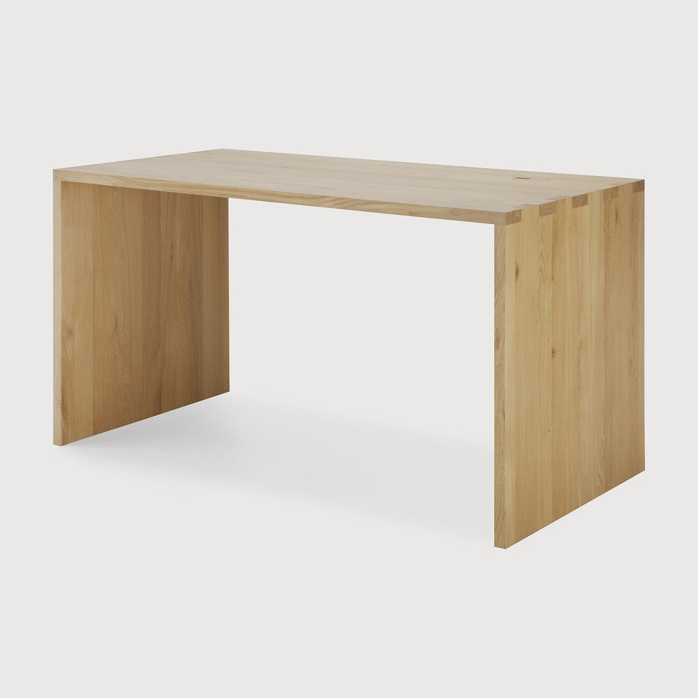 Featuring U Desk Oak by Ethnicraft at Amethyst Home. Solid and dependable, the U desk brings a sturdy simplicity to an office space with a touch of elegance. The simplicity of the design allows for plenty of room to spur creativity and personalization.
Dimensions: 31.5"d x 63"w x 30"h
Brushed : NoFinish : VarnishedFloor Protector : YesMain Material : OakSh. Amethyst Home provides interior design, new home construction design consulting, vintage area rugs, and lighting in the Des Moines metro area.