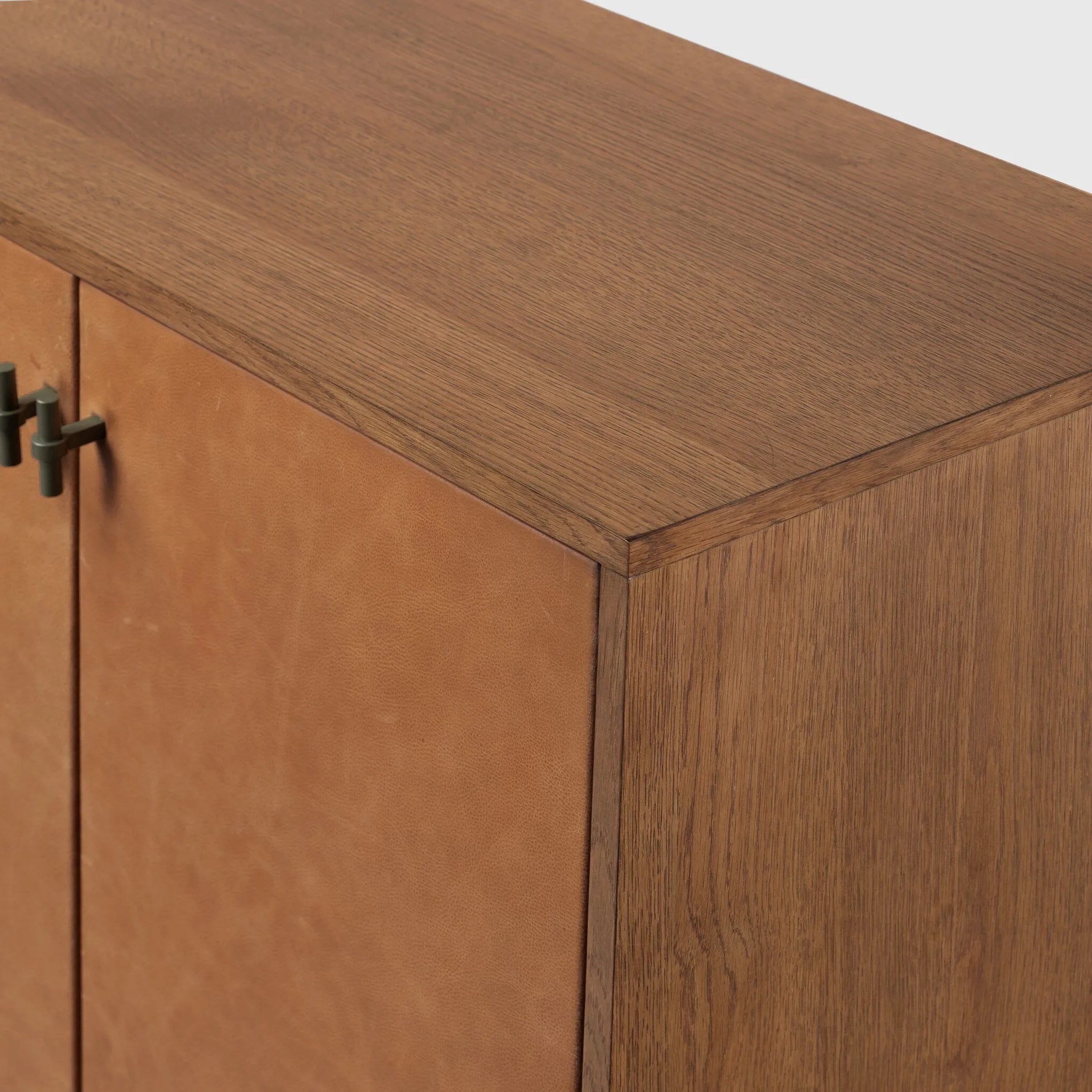 Featuring Posada Leather Small Cabinet by Four Hands at Amethyst Home. Smaller scale cabinetry of amber-finished oak, with door fronts of cognac top-grain leather and inset legs. Perfect for anywhere you need a bit of storage or pair with a large bed for nightstands!
Overall Dimensions: 18.0" L x 35.0 " W x 35.0" H
Collection: BoltonColors: Palermo Cognac ,. Amethyst Home provides interior design, new home construction design consulting, vintage area rugs, and lighting in the Park City metro area.