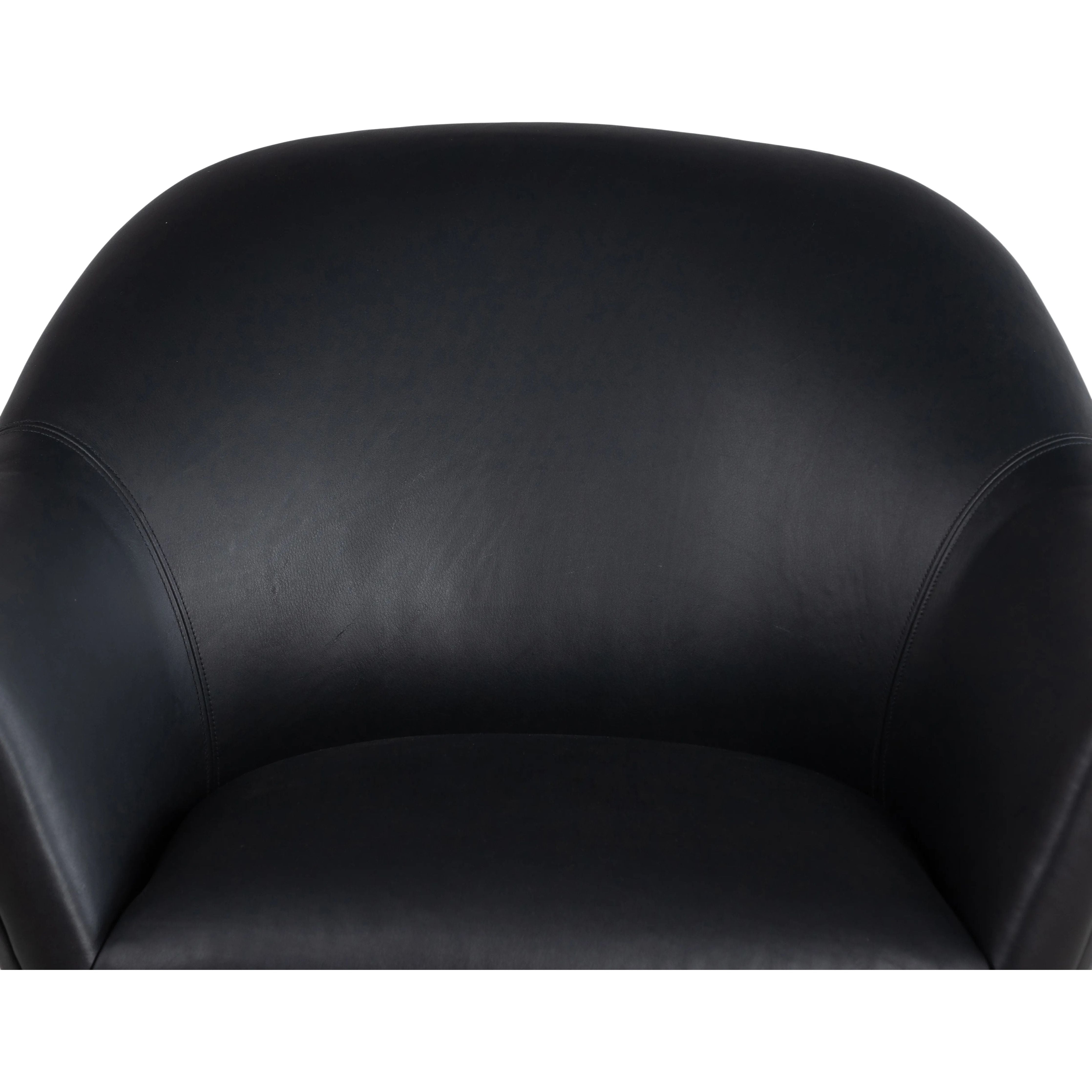 Featuring Suerte Chair - Carson Black by Four Hands at Amethyst Home. With a curvy silhouette and classic rolled arms, thick-cut top-grain leather brings a fresh feel to vintage-inspired accent seating, with an airy iron cradle base for a beautiful balance of scale.Overall Dimensions: 35"W x 33.50"L x 31"H
Collection: FarrowColors: Carson Black ,Matte EbonyMat. Amethyst Home provides interior design, new home construction design consulting, vintage area rugs, and lighting in the Austin metro area.