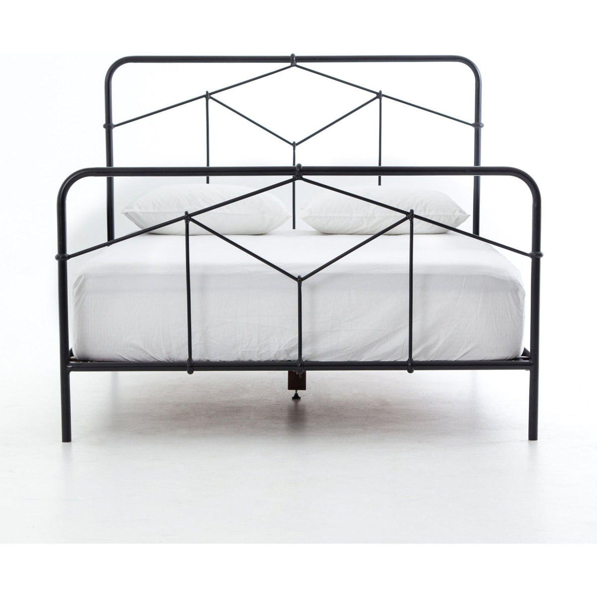 Winston Bed