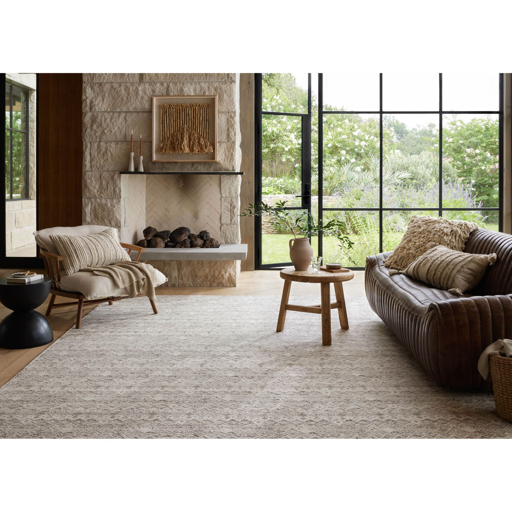 Raven Dove / Ivory Rug