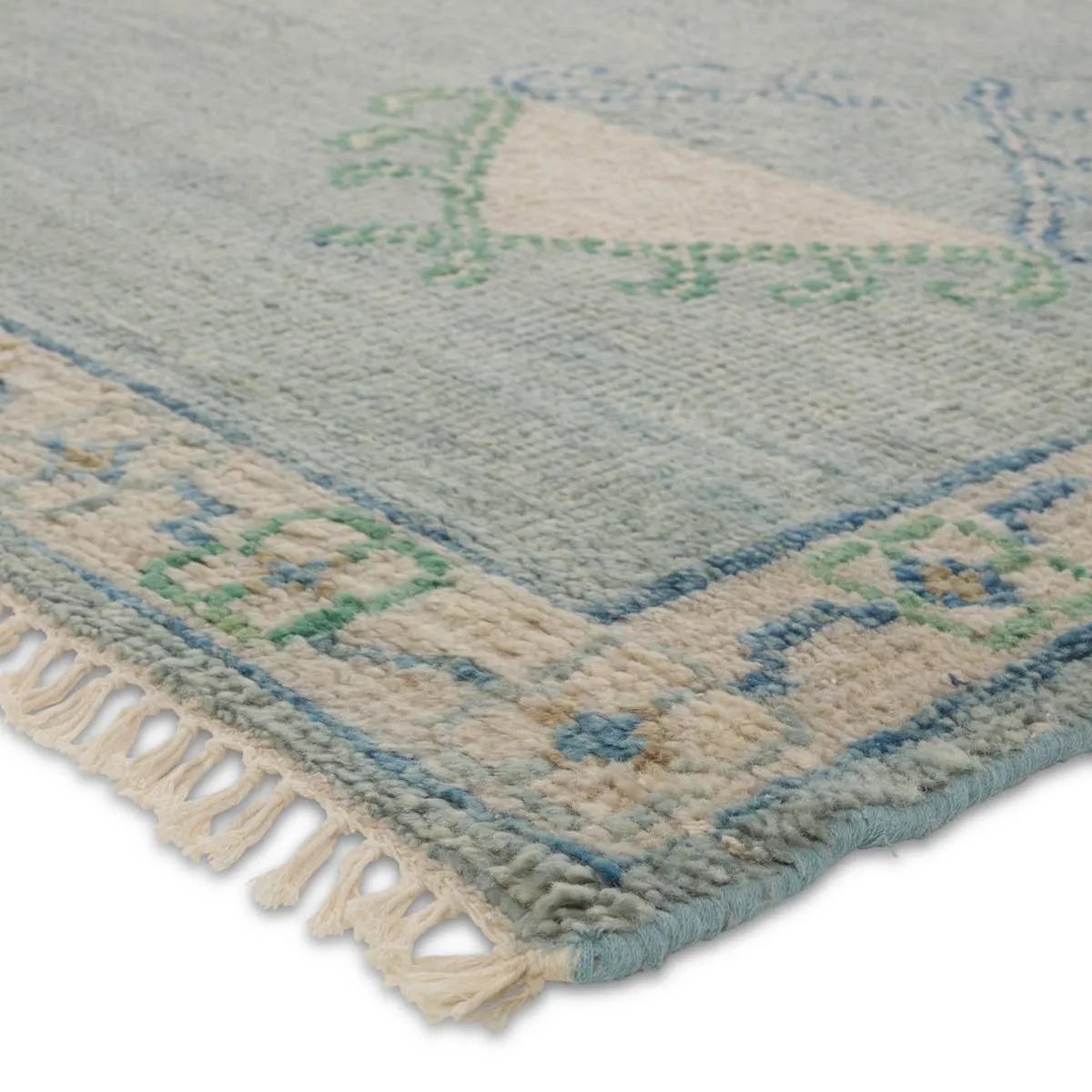 The hand-knotted Jinsen collection features a fresh incarnation of the vintage Turkish textile look. Classic in pattern and modern in color, the Alamo rug boasts a beautiful palette of cream, beige, gold, and brown, featuring distinct dye-lot details and subtle fringe. Amethyst Home provides interior design, new home construction design consulting, vintage area rugs, and lighting in the Scottsdale metro area.