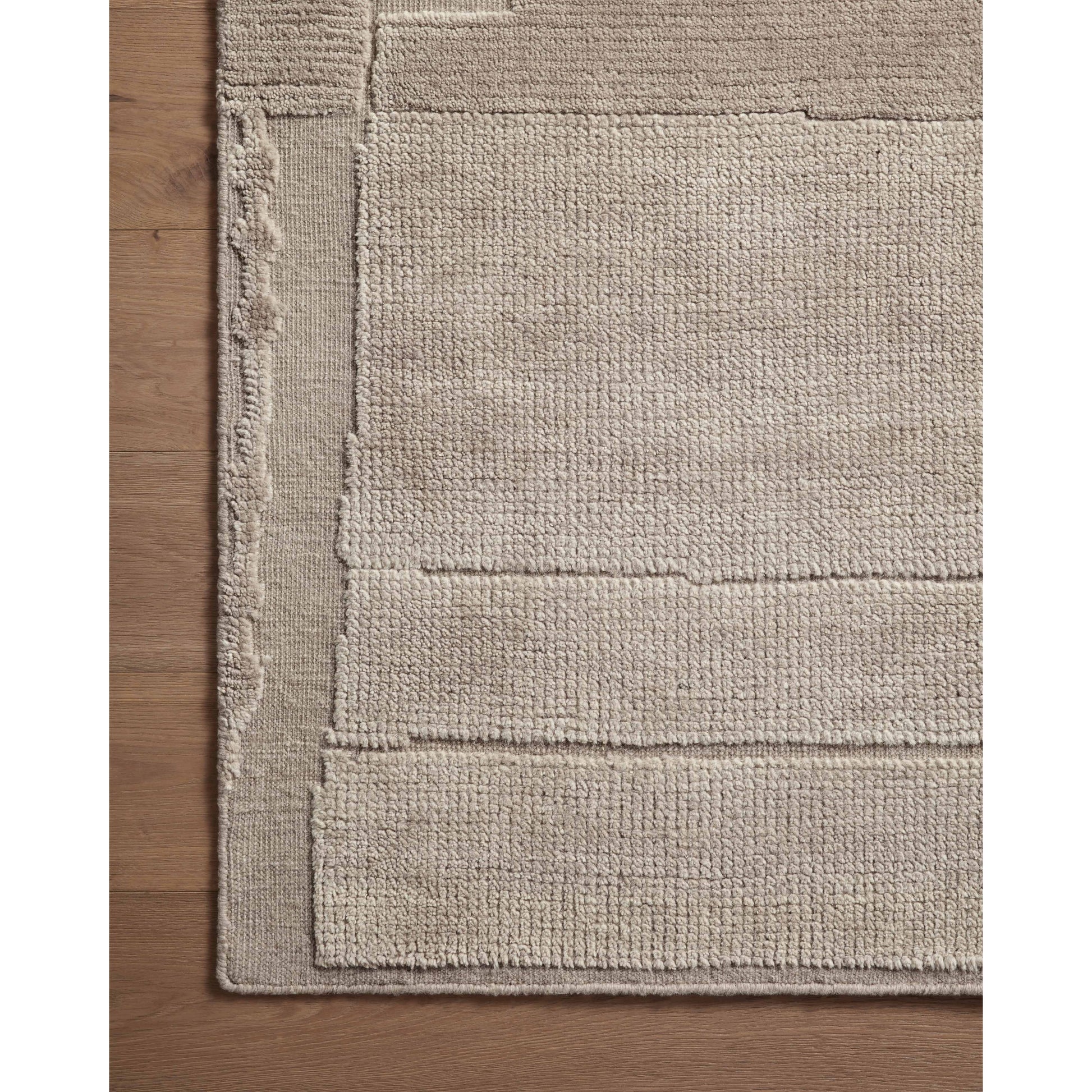 Hand Knotted Amethyst Home provides interior design, new home construction design consulting, vintage area rugs, and lighting in the Omaha metro area.