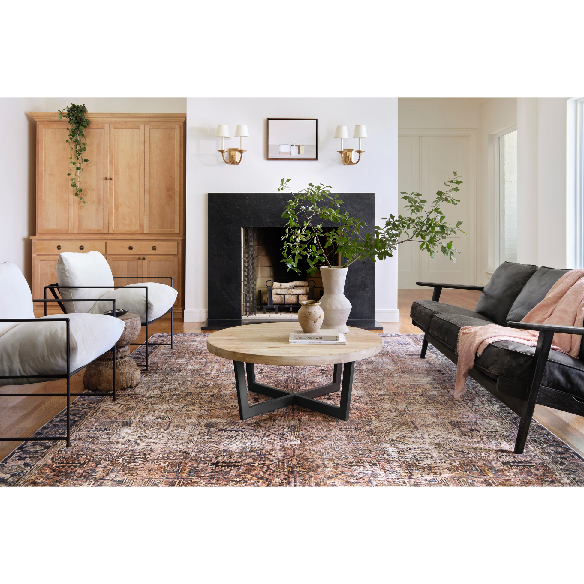 Durable, low pile, and soft underfoot, this rug is inspired by classic vintage and antique rugs. The Jules Chris Loves Julia Terracotta / Multi JUL-02 rug from Loloi features a beautiful vintage pattern and patina. The rug is easy to clean and maintain and perfect for living rooms, dining rooms, hallways, and kitchens!