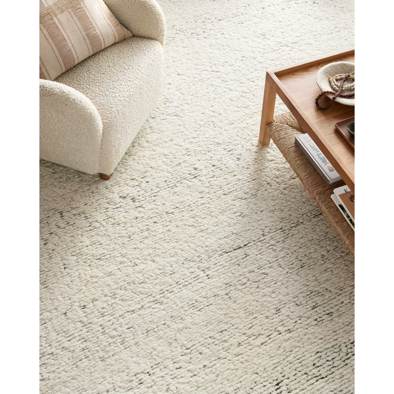 Taking note of Amber Lewis' signature laid-back California aesthetic, the Mulholland Amber Lewis x Loloi MUL-02 AL Silver / Natural Rug is expertly hand-knotted of wool and cotton by skilled artisans in India. The collection offers a soft yet textured pile with a slight variation of tones that make each piece uniques and GoodWeave-Certified. Amethyst Home provides interior design, new construction, custom furniture, and rugs for the Des Moines and Cedar Rapids, Iowa metro area.