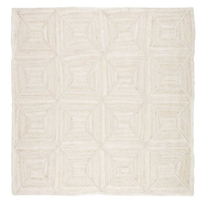 The Naturals Tobago collection delivers rich texture and organic allure to contemporary homes. The Sisal Bow NAT41  rug showcases a chic diamond trellis design, hand woven of jute. The mix of ivory and golden tones on this stunning rug lends a contemporary vibe to any living room, dining room, kitchen, or hallway!