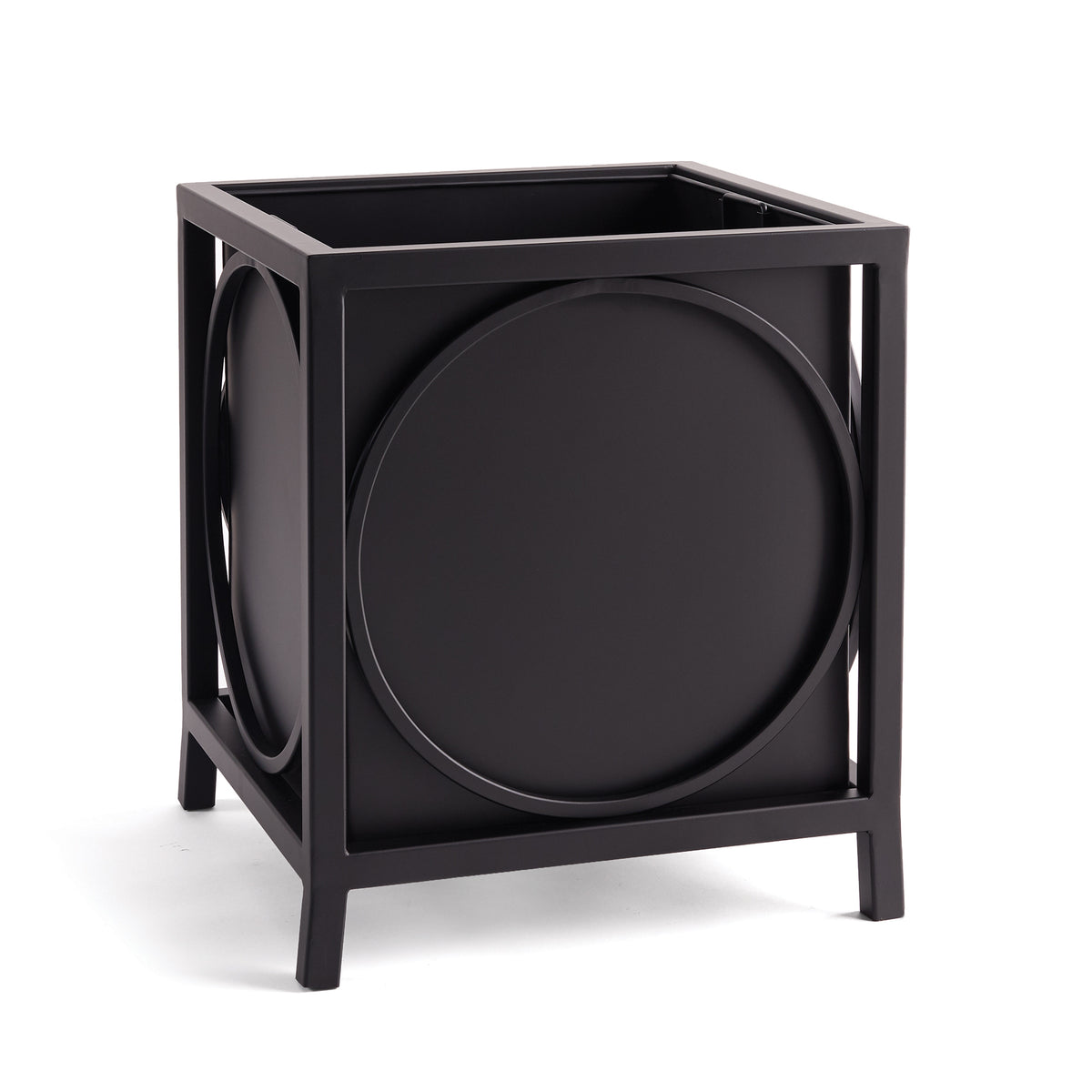 St. Remy Planter | please contact us for ETA!